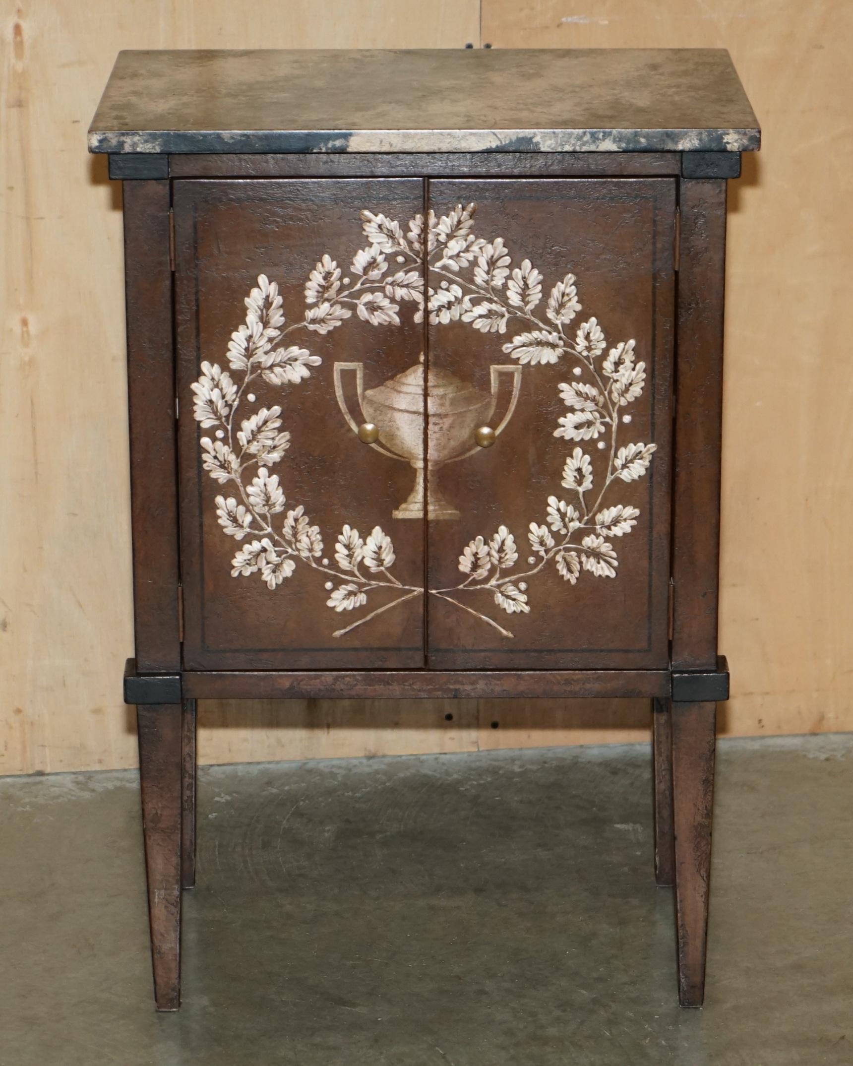 Pärchen PORTE ITALIA LOMBARDIA NiGHTSTÄNDE BETTSEITEN-SEITEN-ENDE-TISCHE (Italienisch) im Angebot