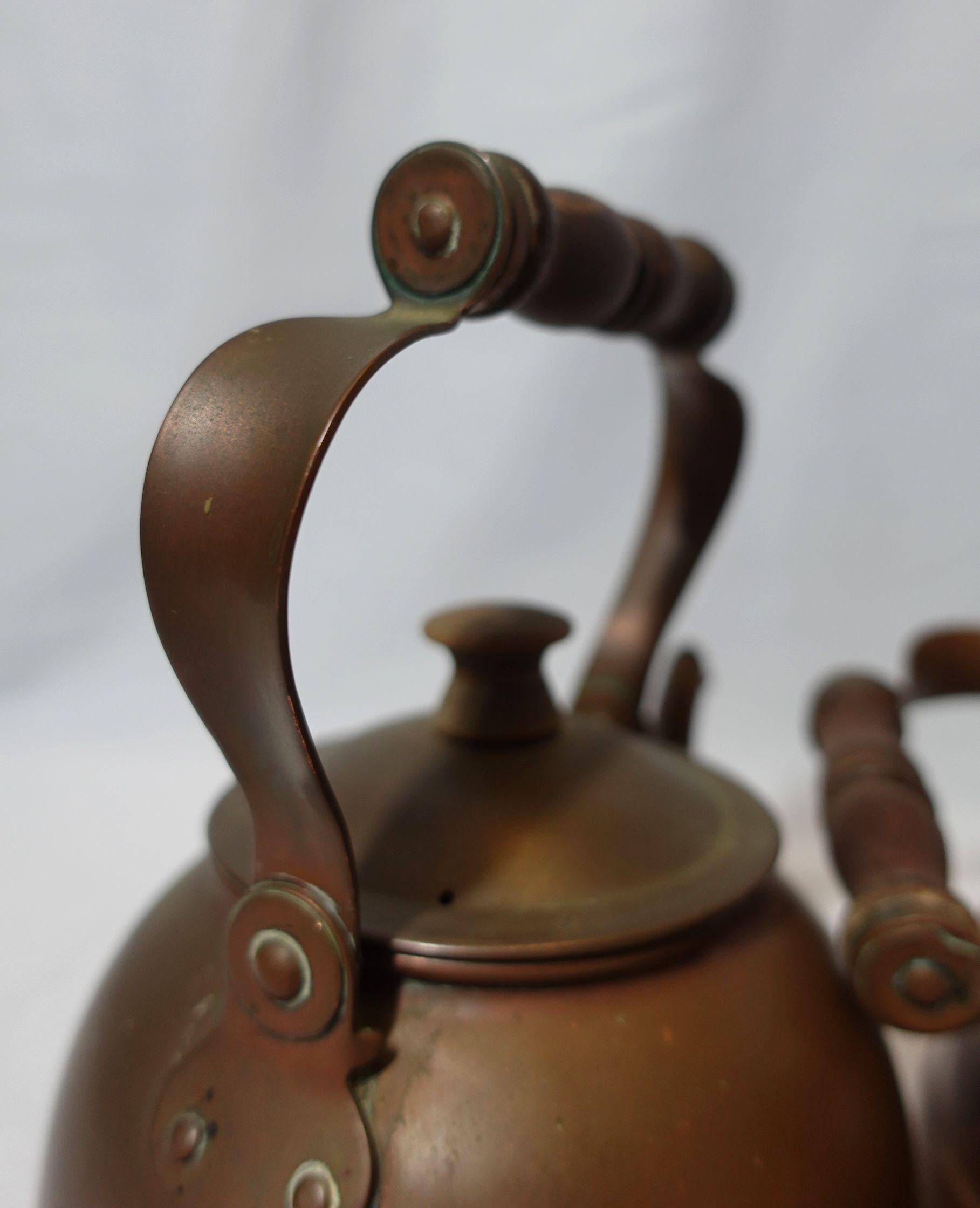 Pair of Portugal Copper Tea Kettle, TC#09-1 & 2 In Good Condition For Sale In Norton, MA