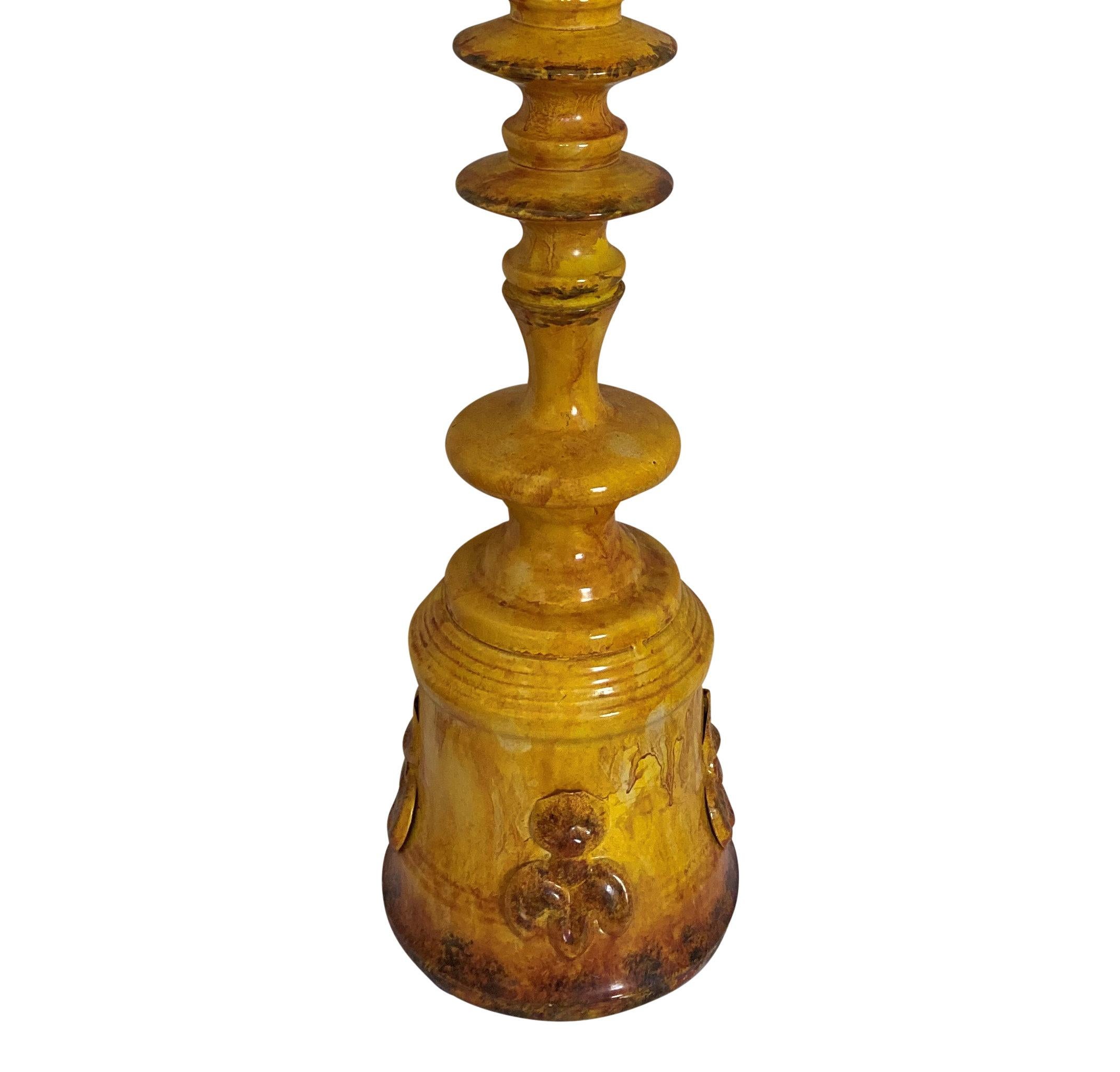 Pair Of Portuguese Yellow Tole Candlesticks In Good Condition For Sale In London, GB