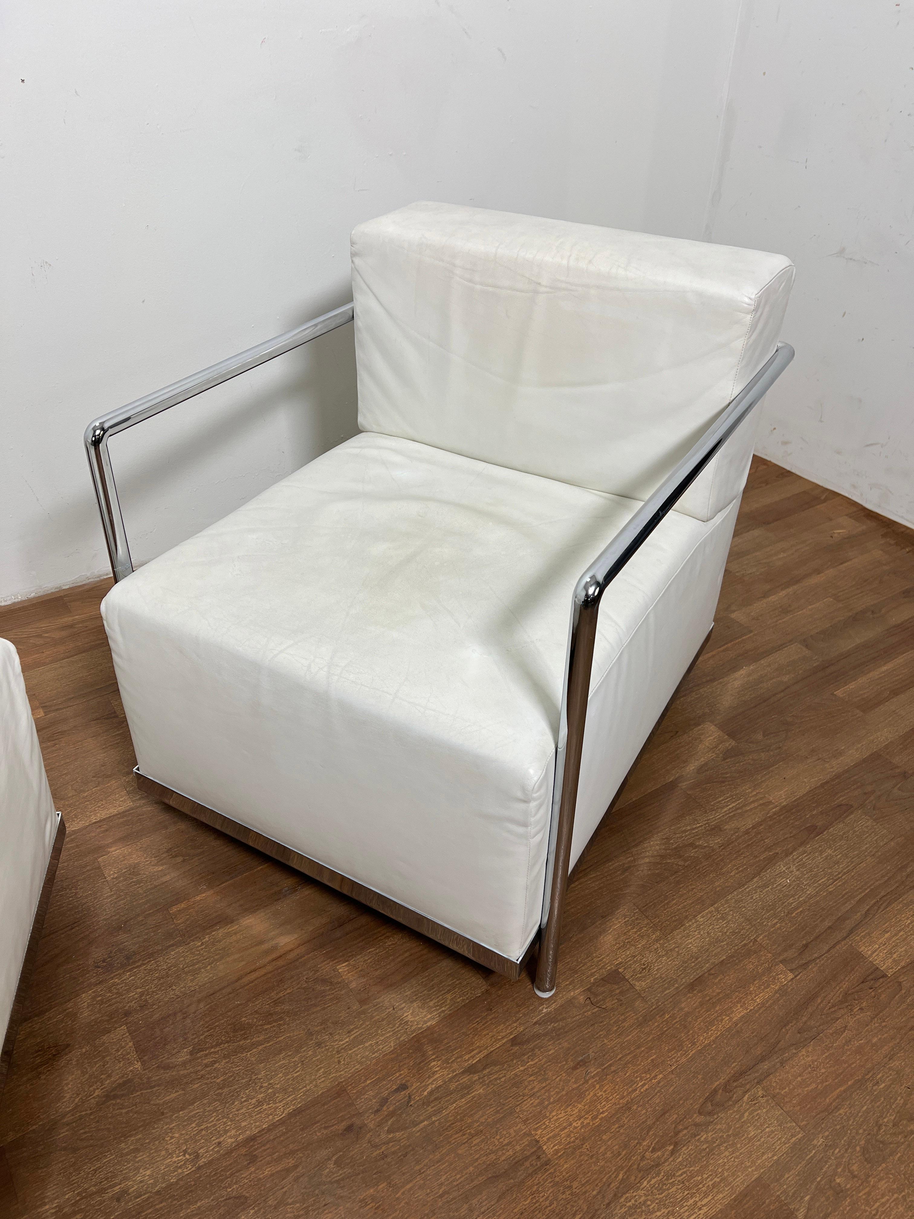 Post-Modern Pair of Post Modern Bauhaus Style Leather and Chrome Lounge Chairs by Bernhardt