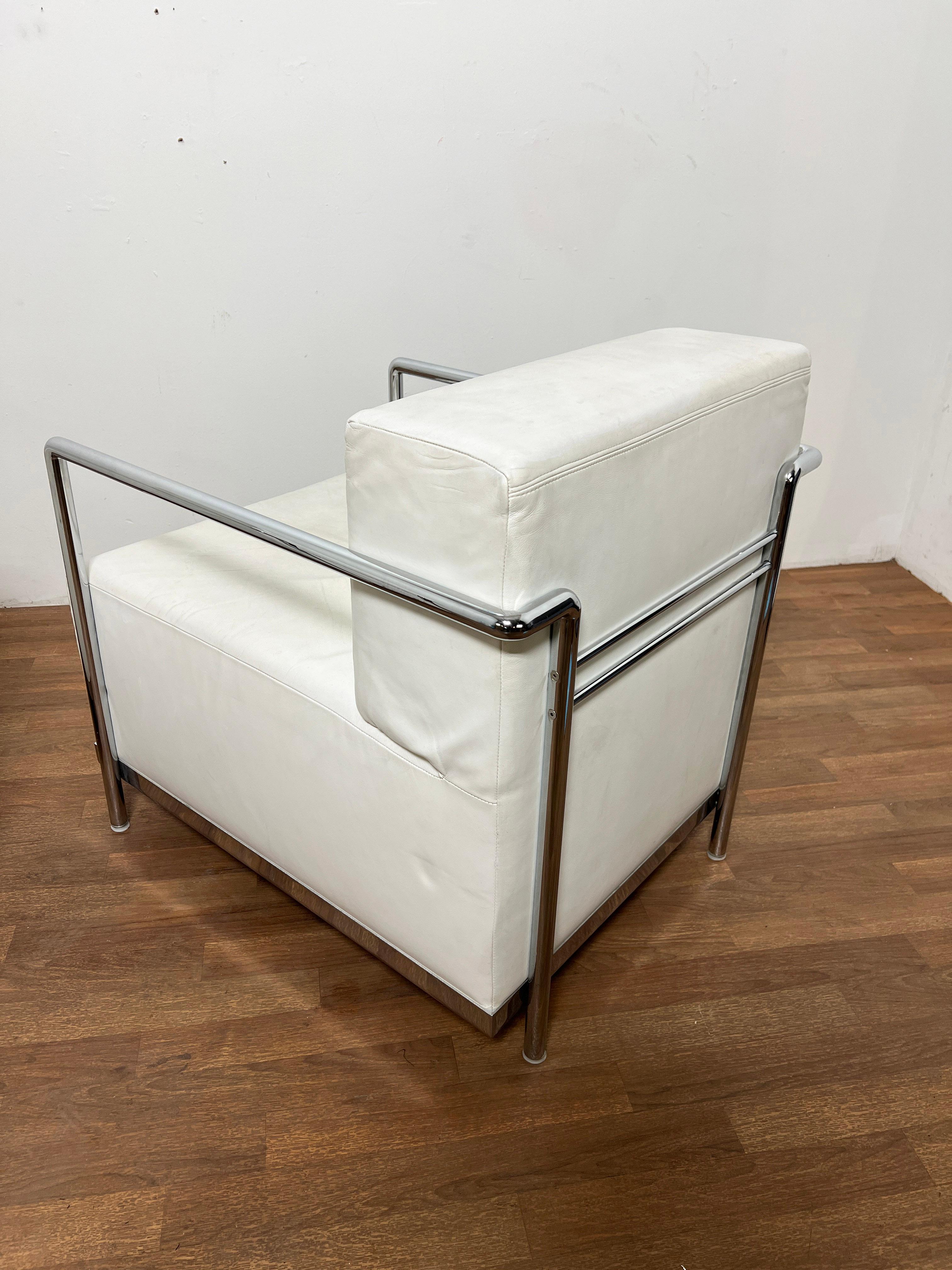 Contemporary Pair of Post Modern Bauhaus Style Leather and Chrome Lounge Chairs by Bernhardt