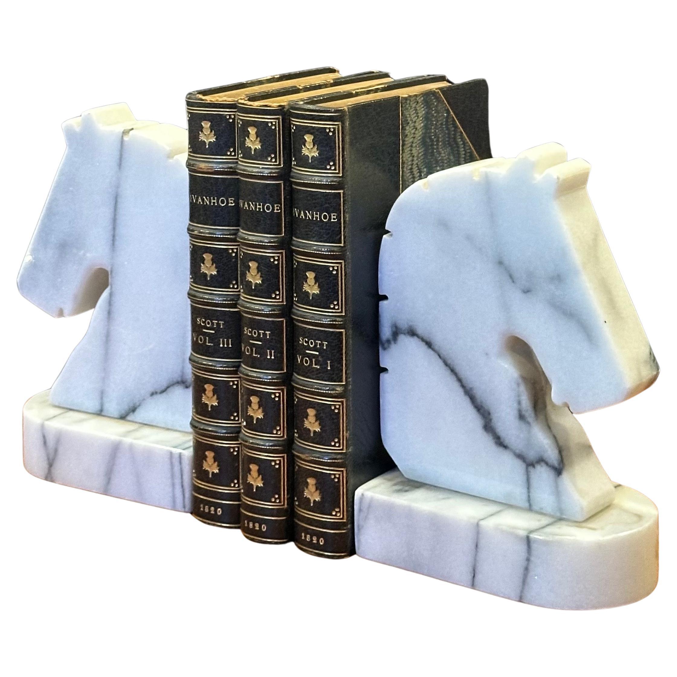 Pair of Post-Modern Carrara Marble Horse Head Bookends For Sale 8