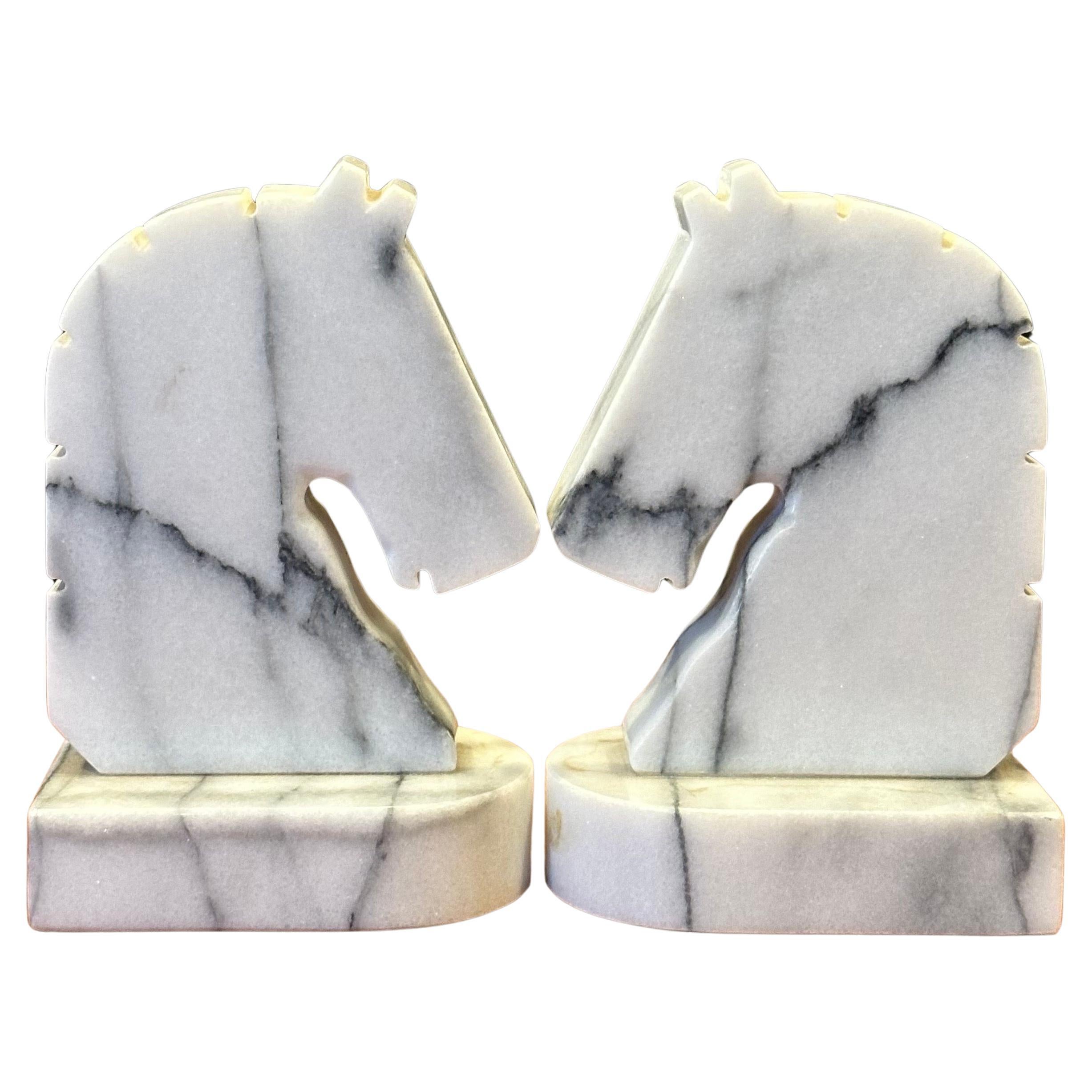 Hand-Carved Pair of Post-Modern Carrara Marble Horse Head Bookends For Sale