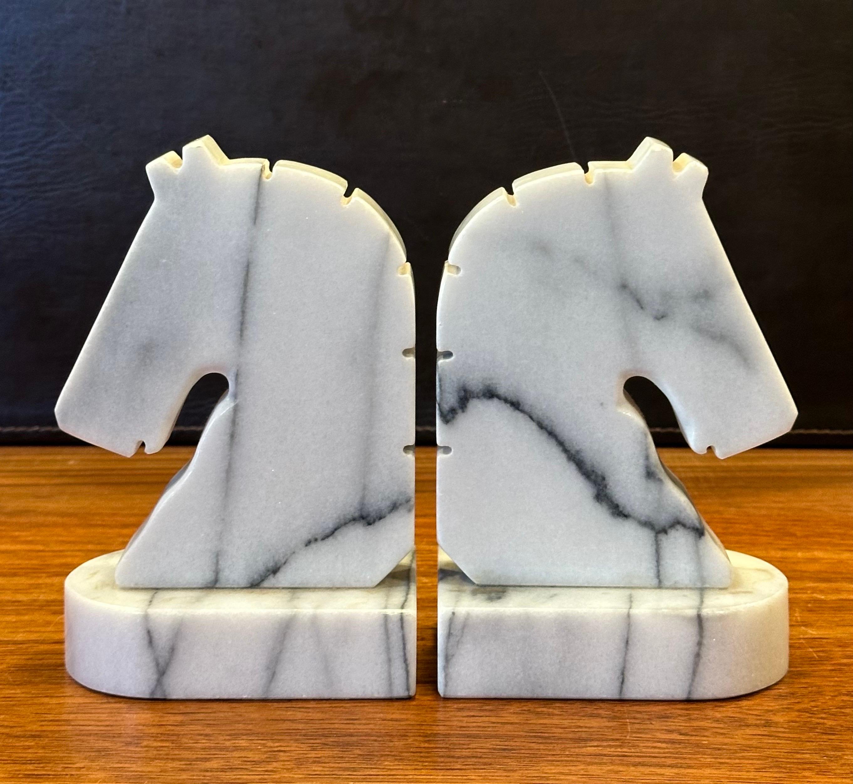 Pair of Post-Modern Carrara Marble Horse Head Bookends For Sale 2