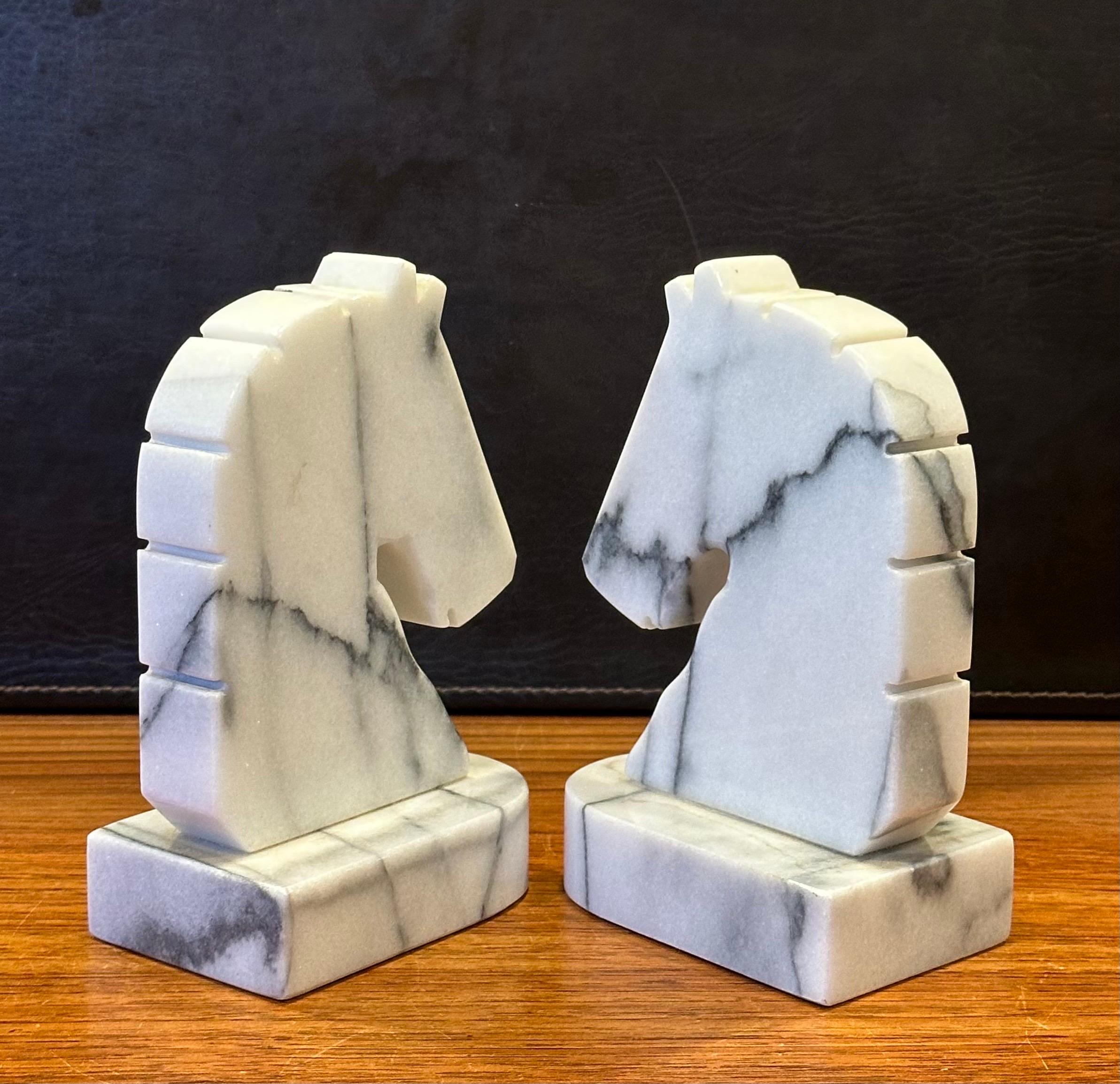 Pair of Post-Modern Carrara Marble Horse Head Bookends For Sale 3