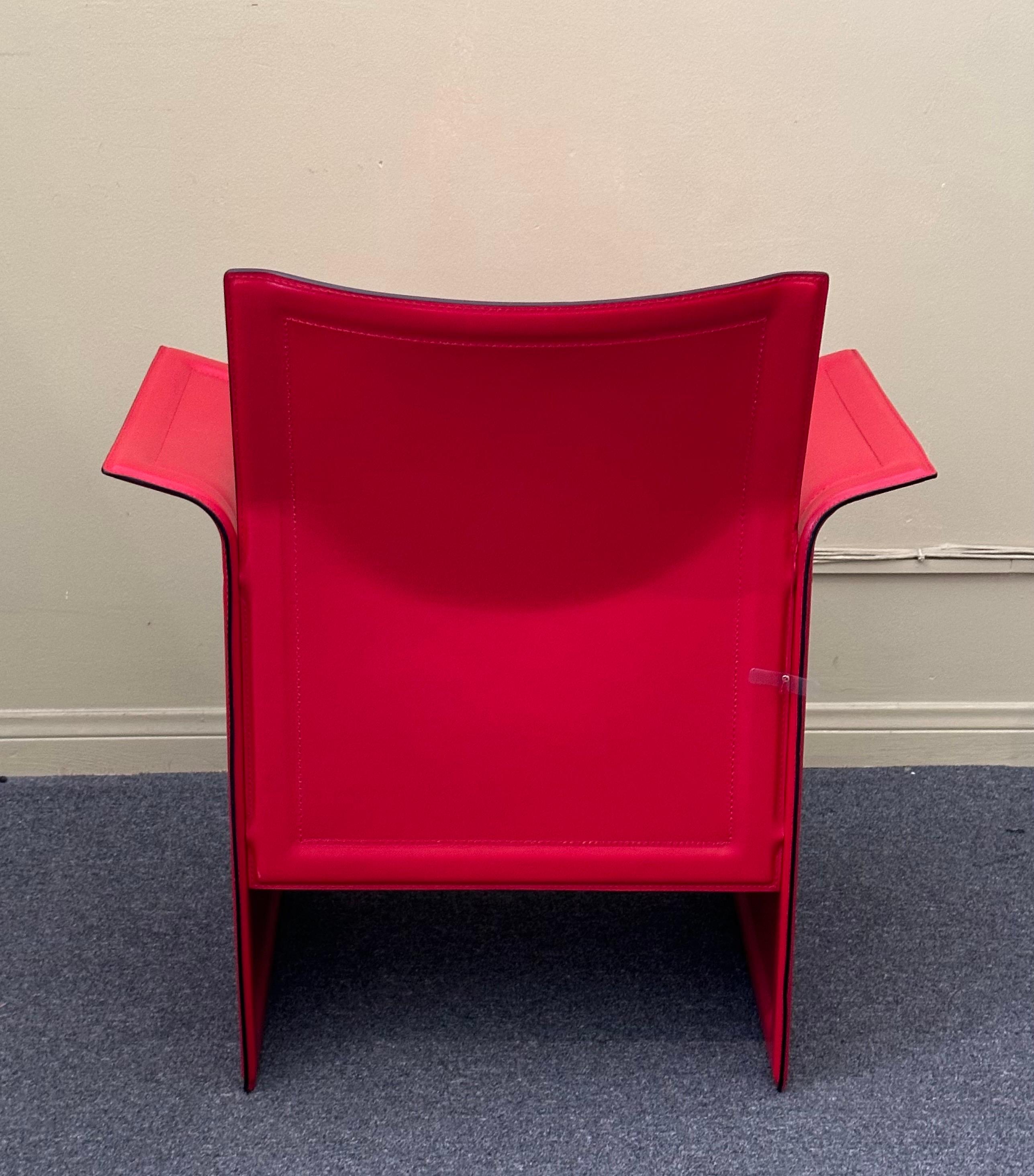 Paire de fauteuils italiens post-modernes en cuir rouge de Tito Agnoli pour Sintesi en vente 11