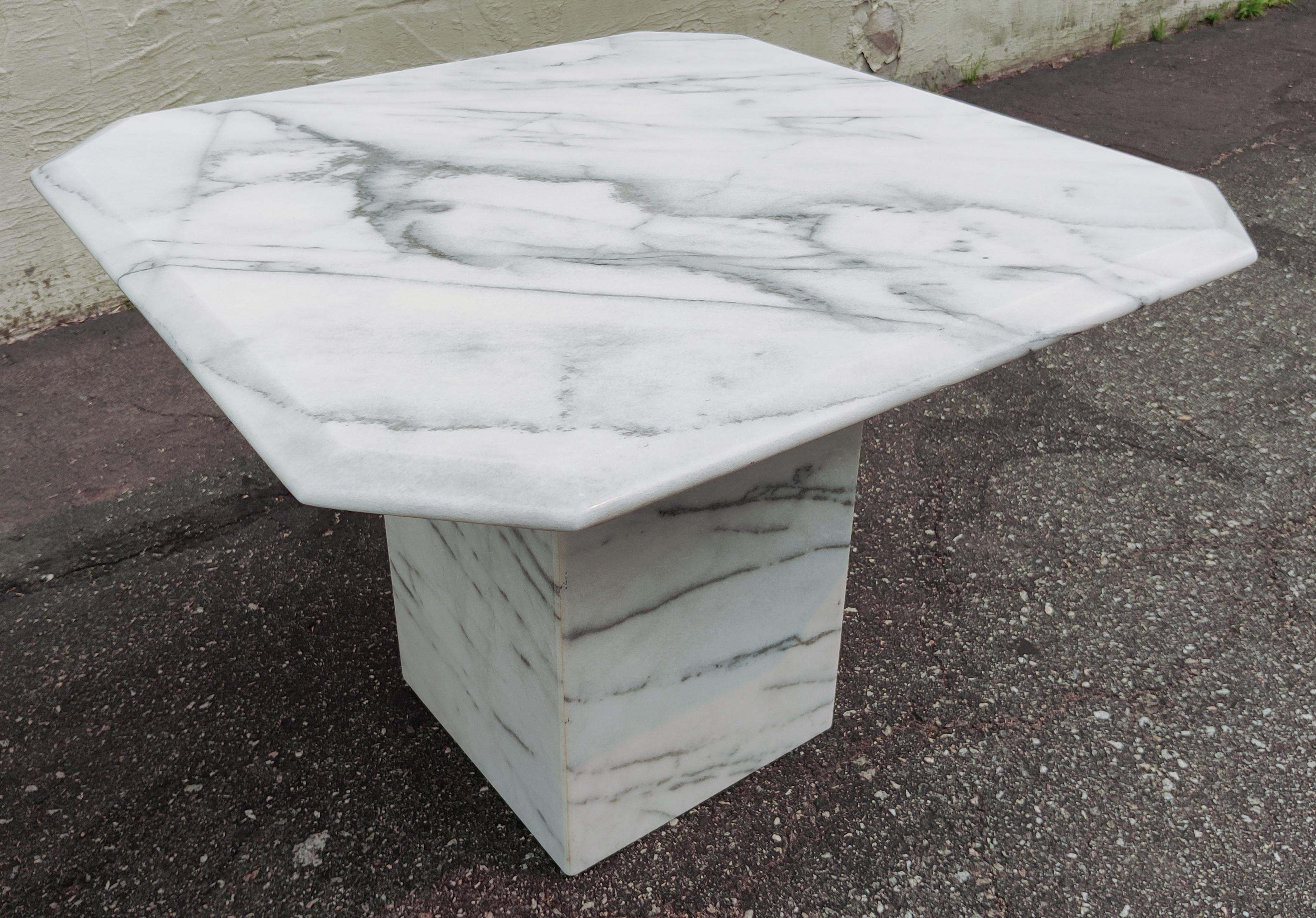 Pair of Post-Modern Italian White Marble Side Tables Grey & Black Veining 4