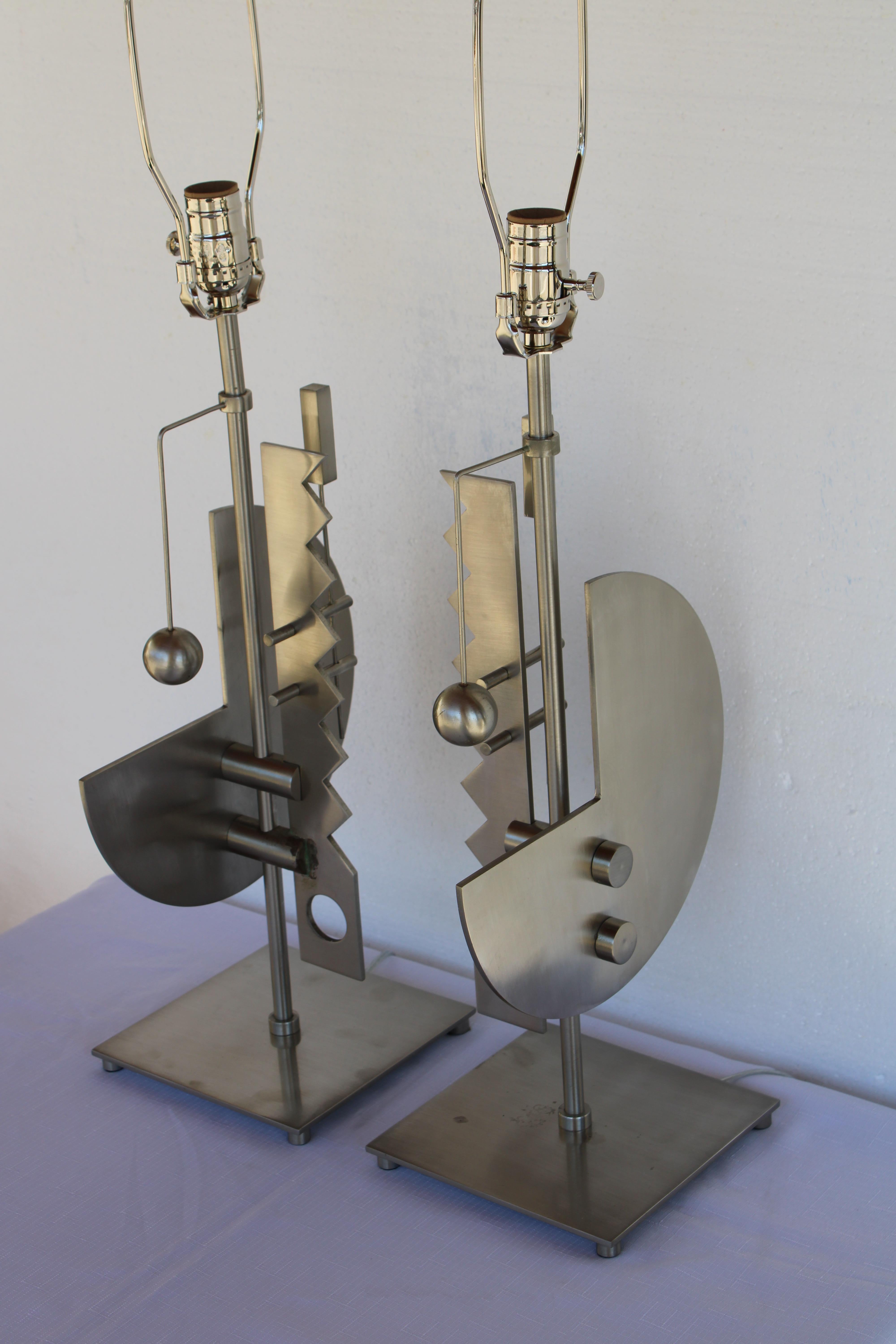 Postmoderne Lampen, George Kovacs zugeschrieben, Paar im Angebot 1