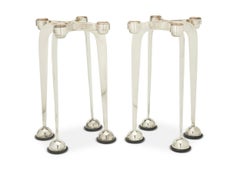 Ein Paar postmoderne Lino Sabattini Harmony 1989 Kerzenständer aus Silberblech