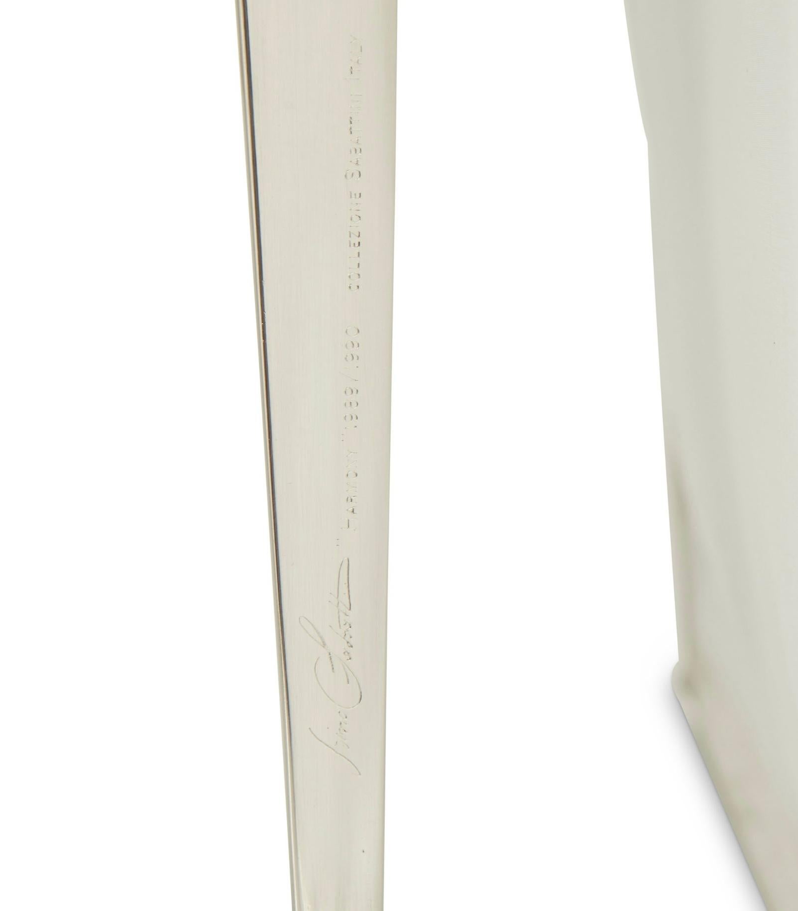 Fine XX secolo Coppia di candelieri postmoderni Lino Sabattini Harmony 1989 in silverplate in vendita