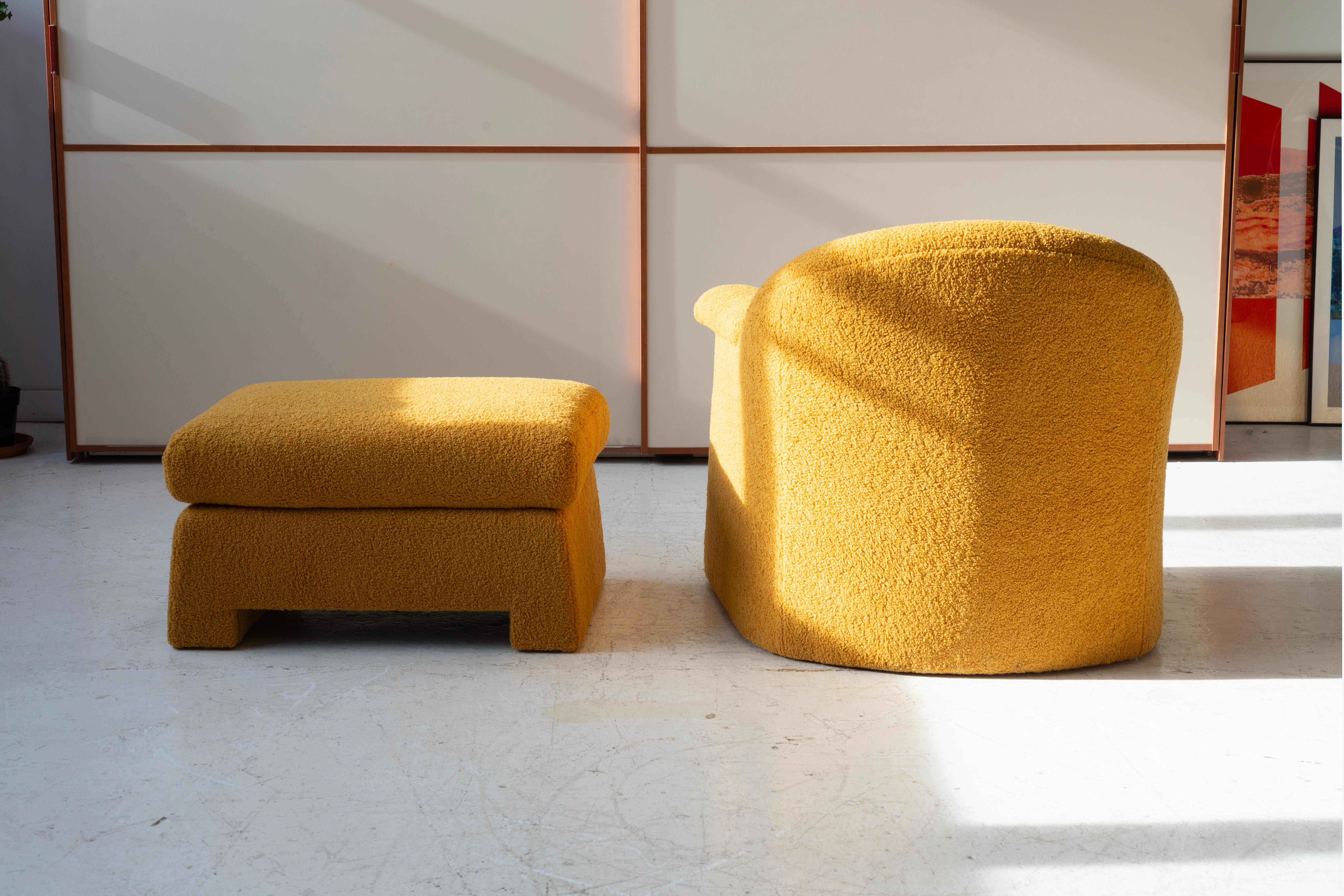 Pair of Postmodern Lounge Chairs and Ottomans For Sale 1