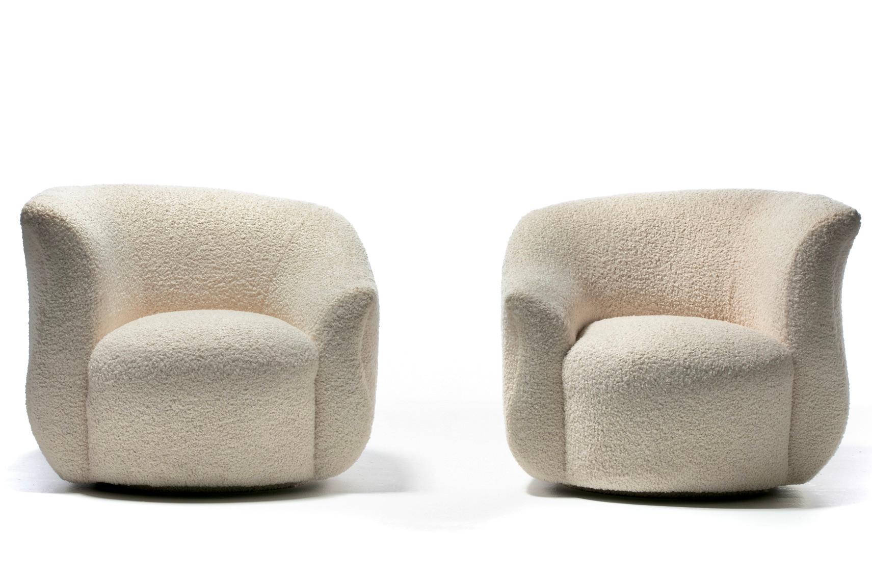 Pair of Post Modern Swivel Chairs & Swivel Top Ottoman in Ivory White Bouclé In Good Condition In Saint Louis, MO