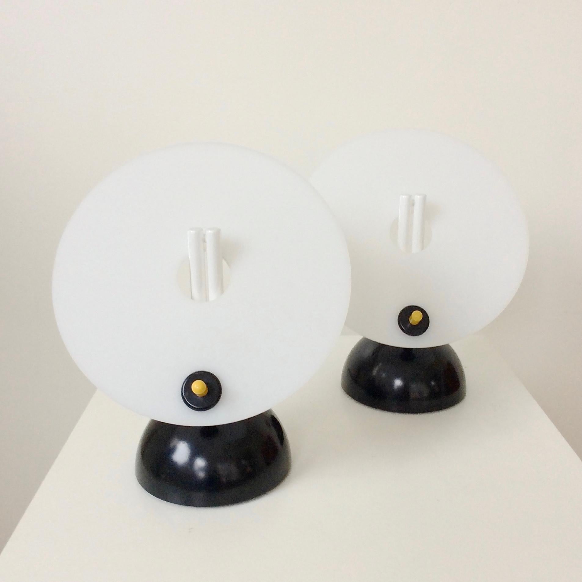 Lacquered Pair of Post-Modern Table Lamps, circa 1980, Italy For Sale