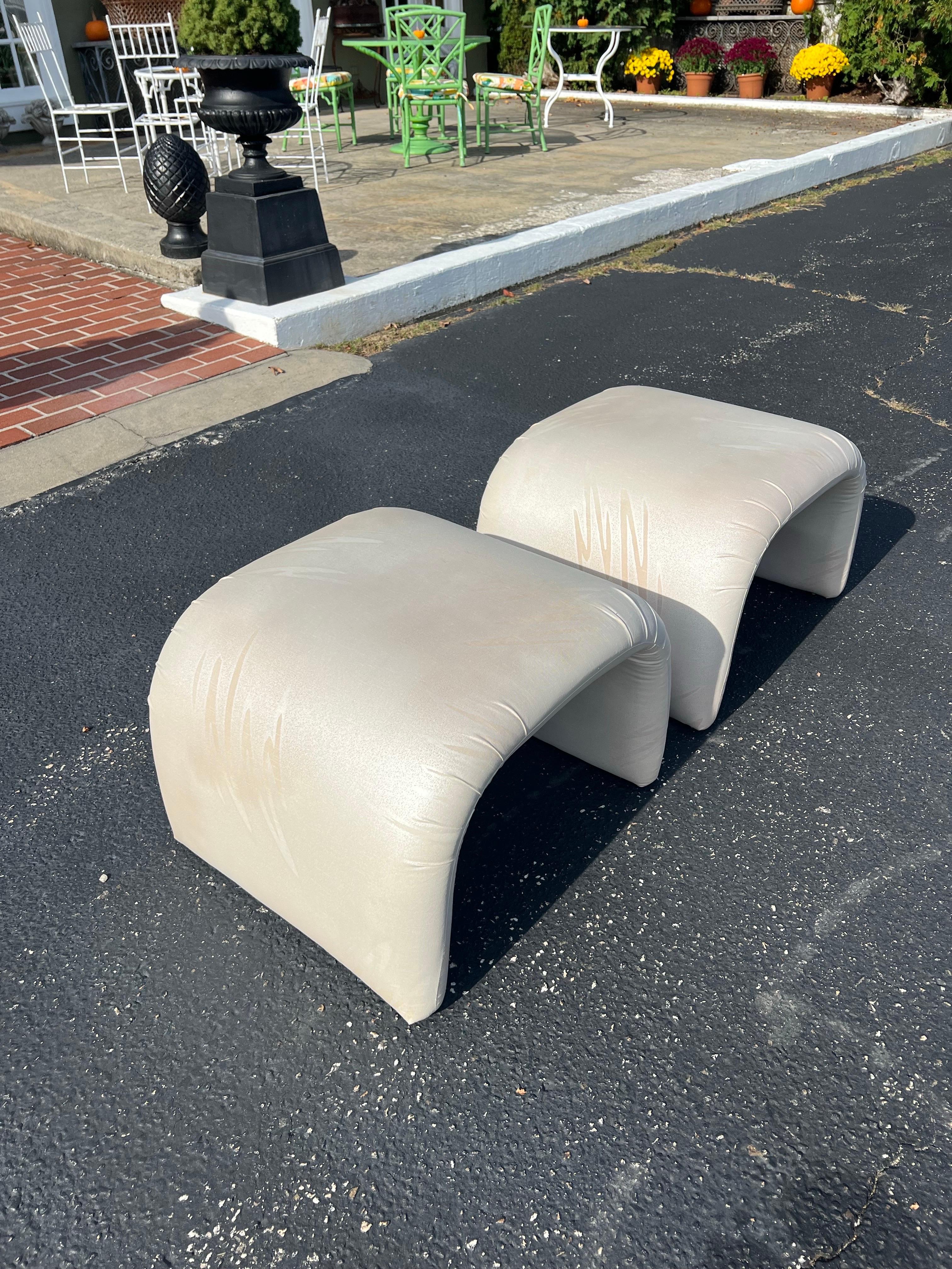 Pair of Post Modern Waterfall Ottomans en vente 9