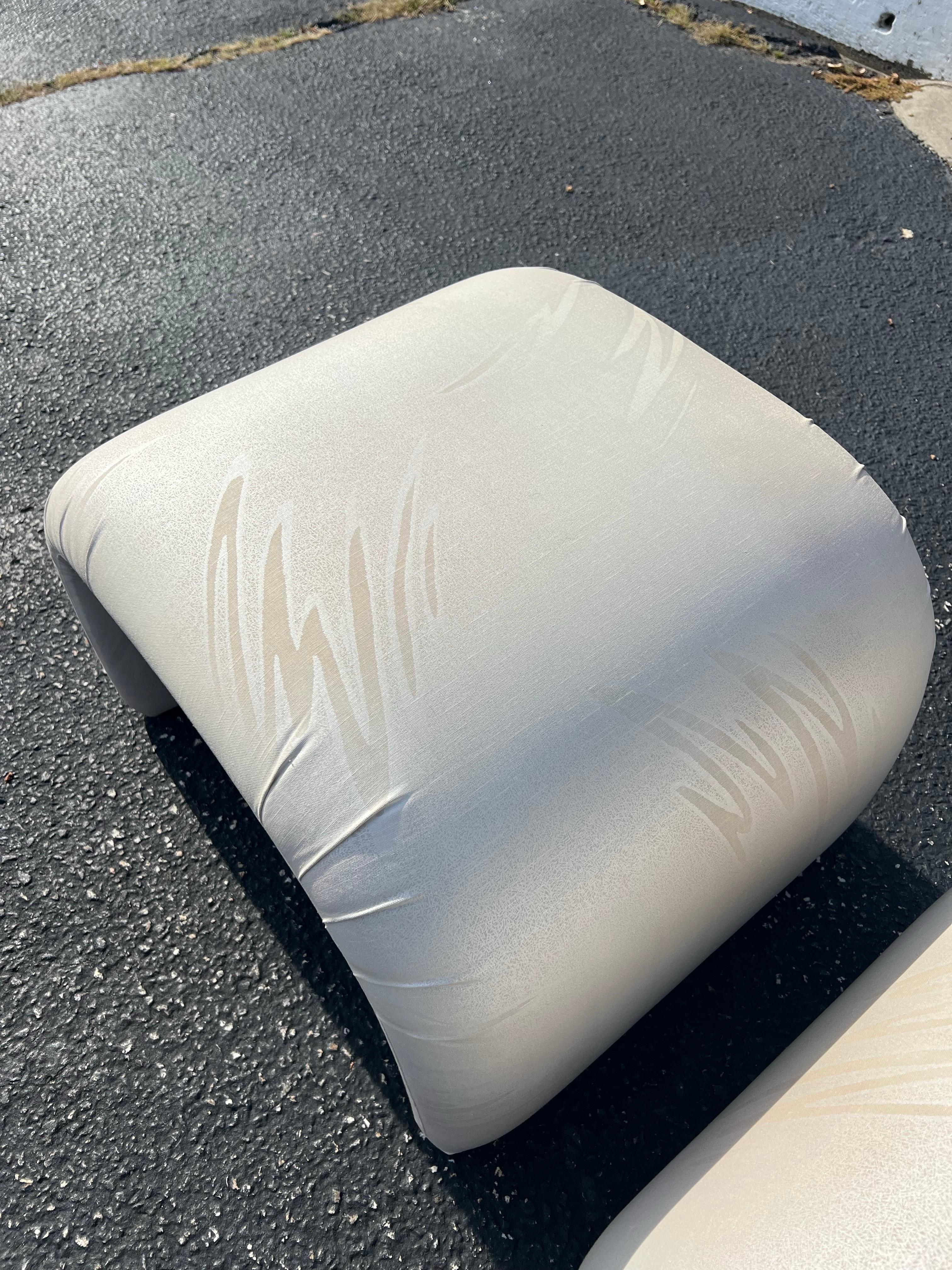 Pair of Post Modern Waterfall Ottomans en vente 2