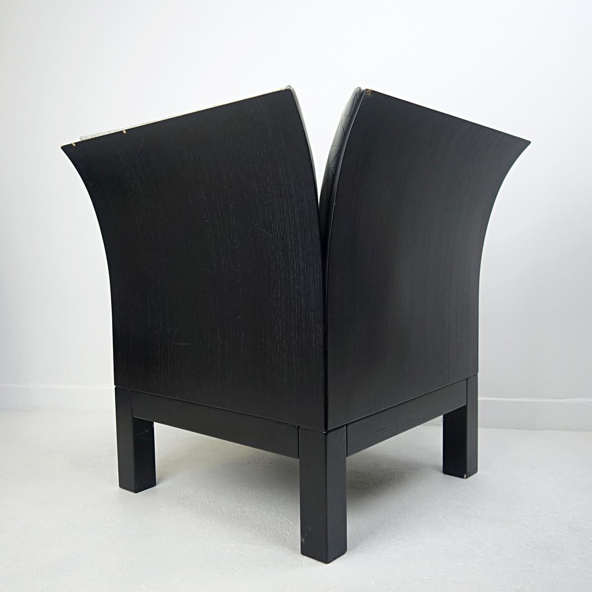 Pair of Postmodern Wooden Easy Chairs or Bench with Graphic Fabric by Thonet 4