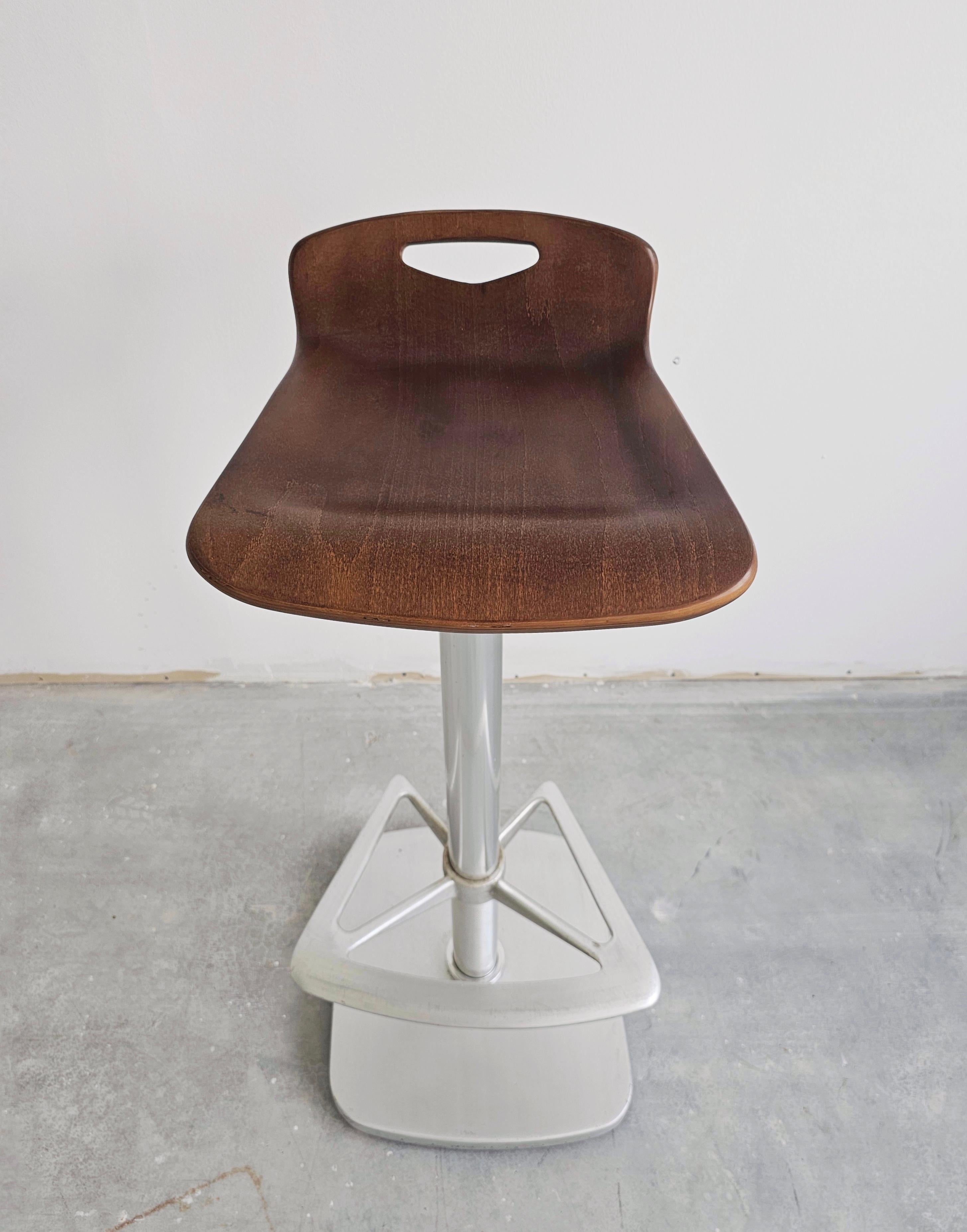 Fin du 20e siècle Paire de tabourets de bar postmodernes par Indecasa conçus par Joan Casas, Espagne, années 1980 en vente