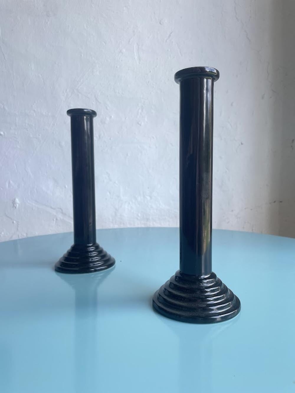 Pareja de Portavelas Posmodernos de Cerámica Negra Alemán en venta