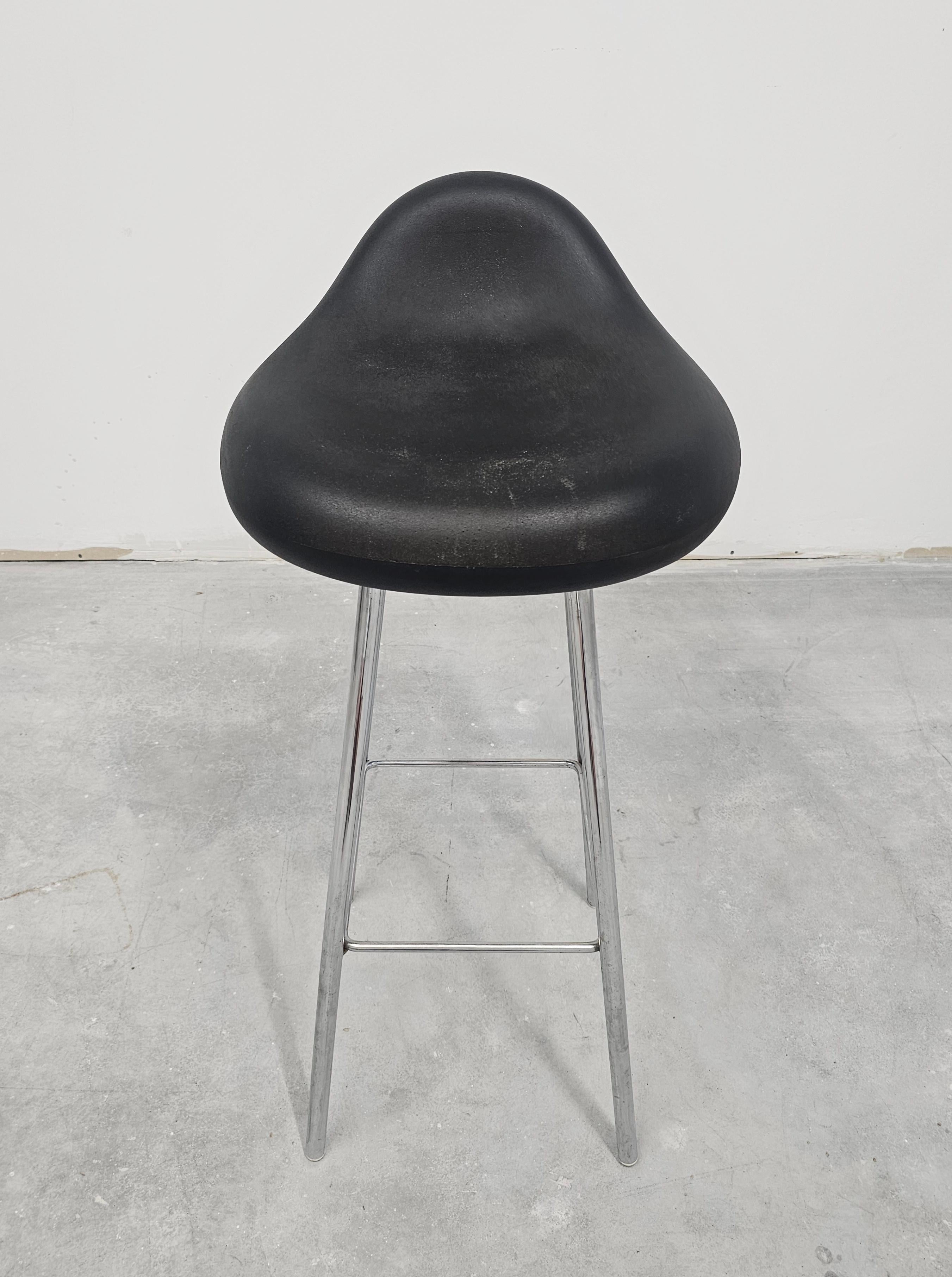 Italian Pair of Postmodern  Bloob Bar Stools designed by Karim Rashid for Frighetto For Sale