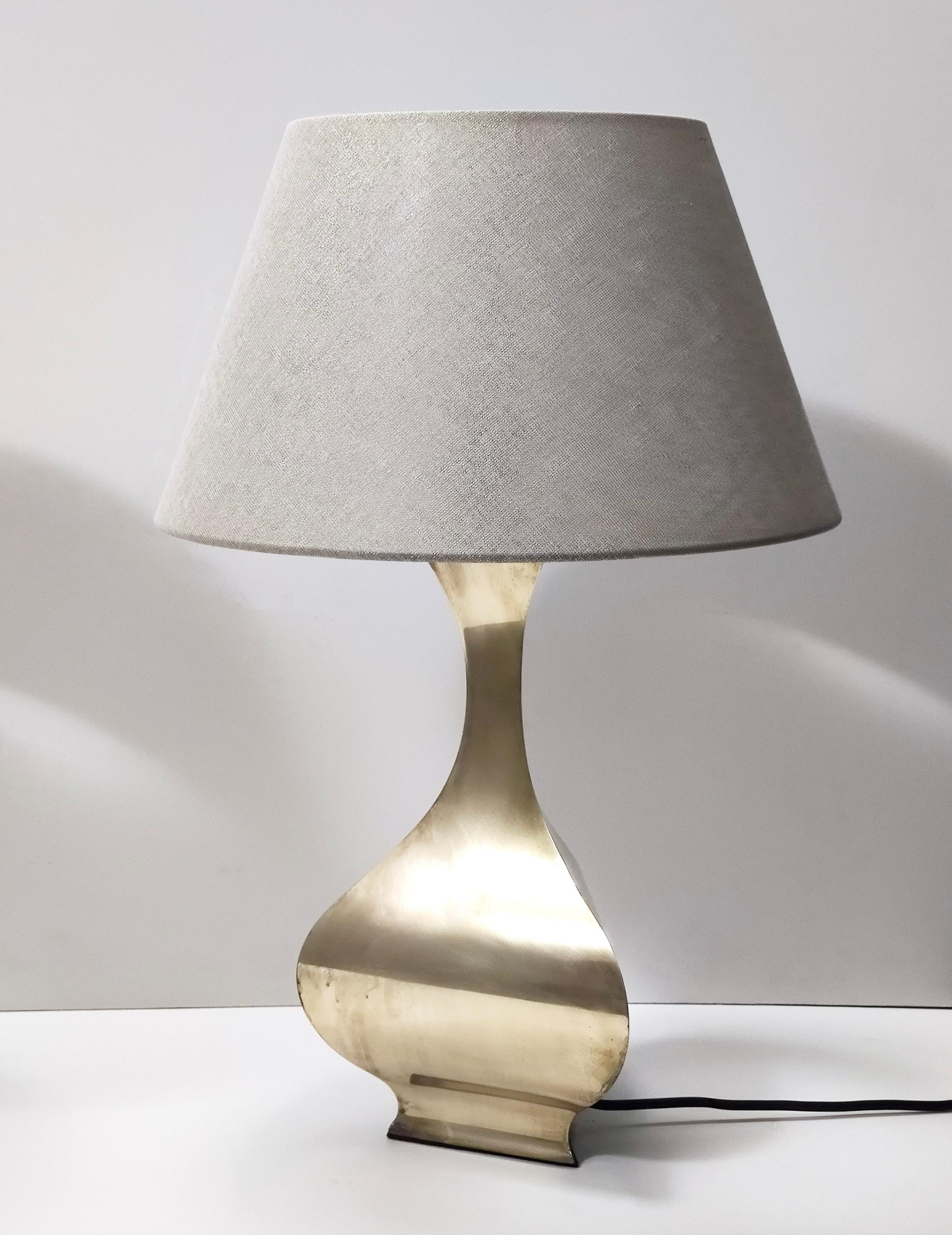 Pair of Postmodern Brass Table Lamps by Montagna Grillo and Tonello, Italy For Sale 1