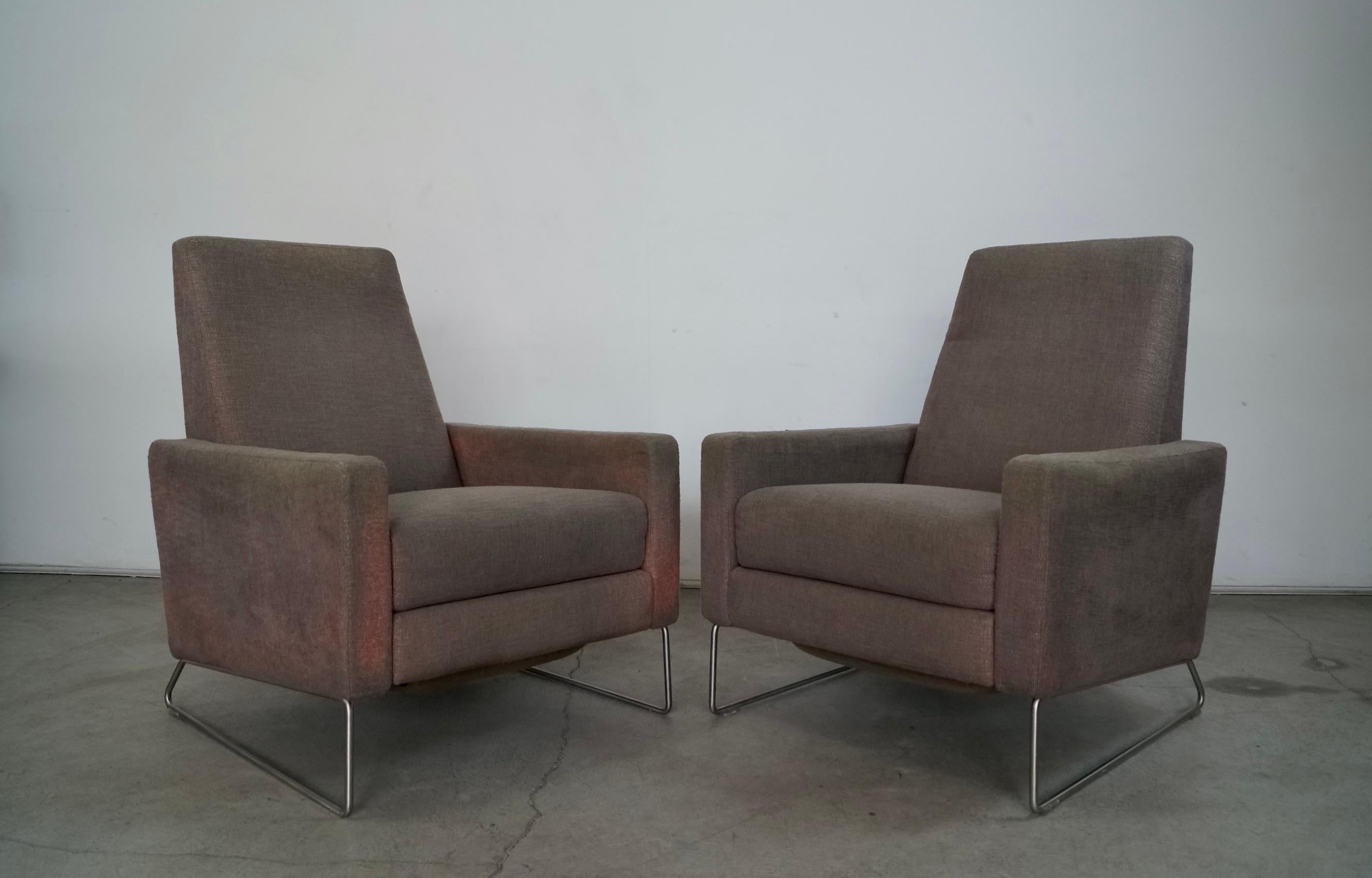 Pair of Postmodern Design Within Reach Recliner Flight Lounge Chairs 4