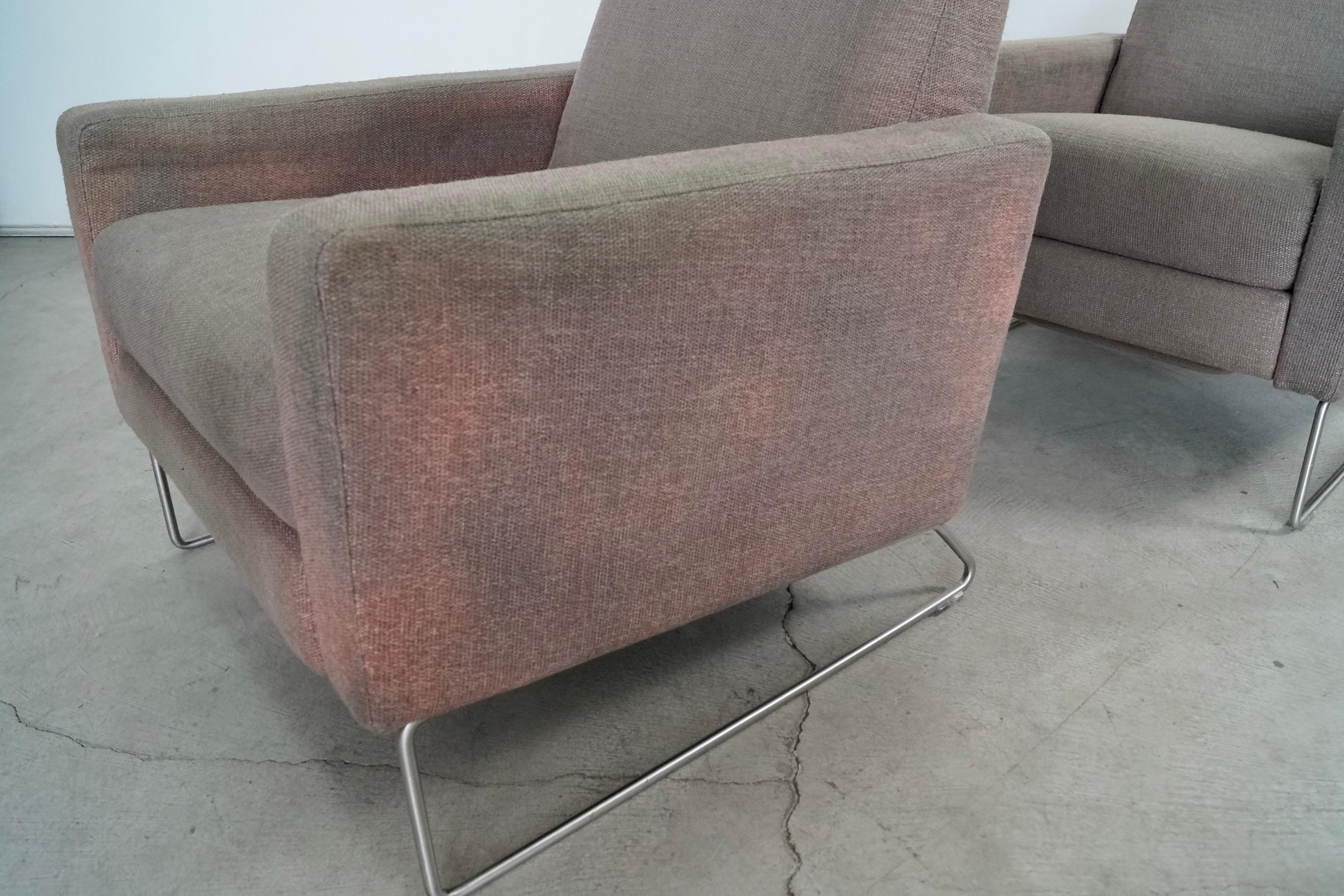 Pair of Postmodern Design Within Reach Recliner Flight Lounge Chairs 9