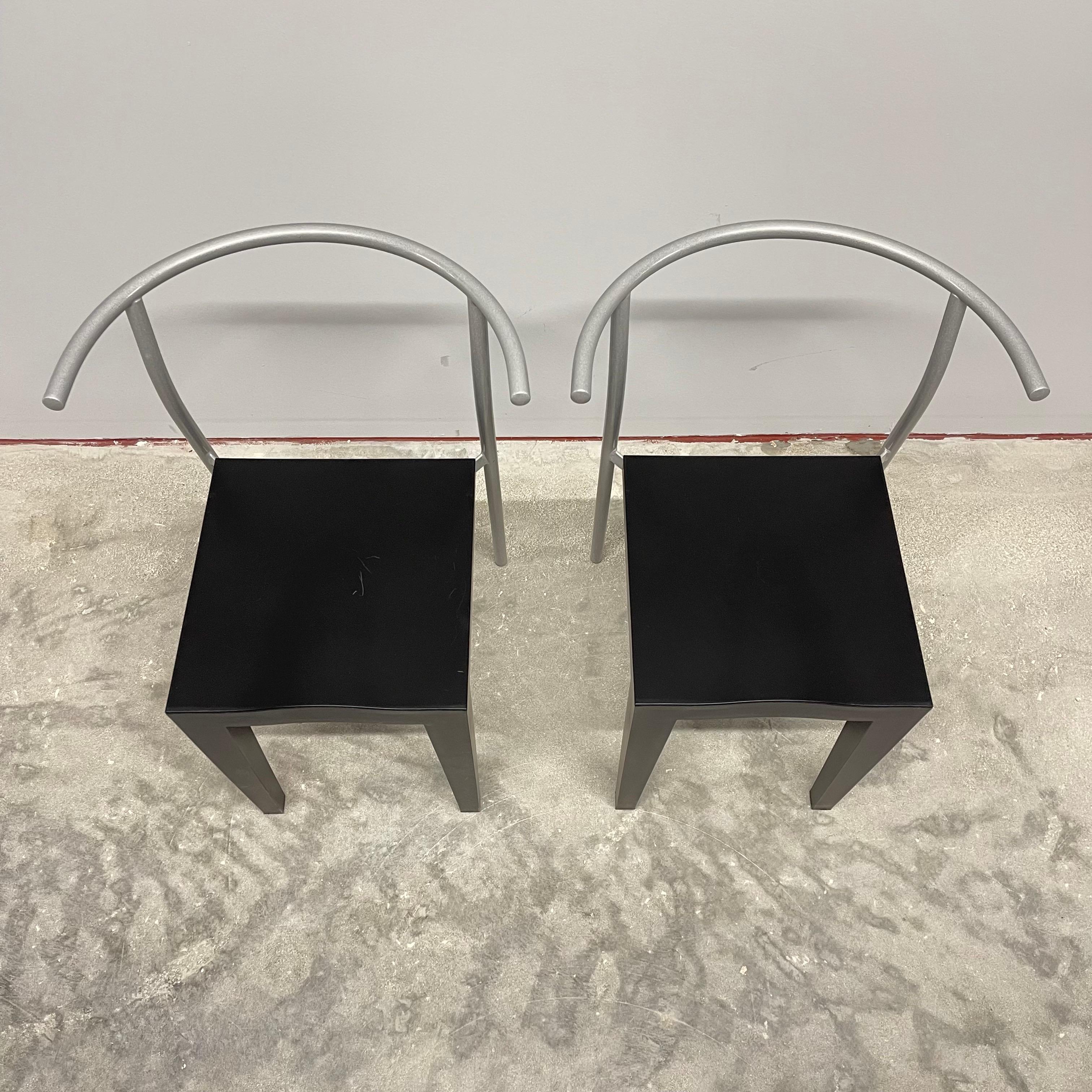 Paar postmoderne Stühle „Dr Glob“ von Philippe Starck für Kartell, Italien, 1990 (Stahl) im Angebot