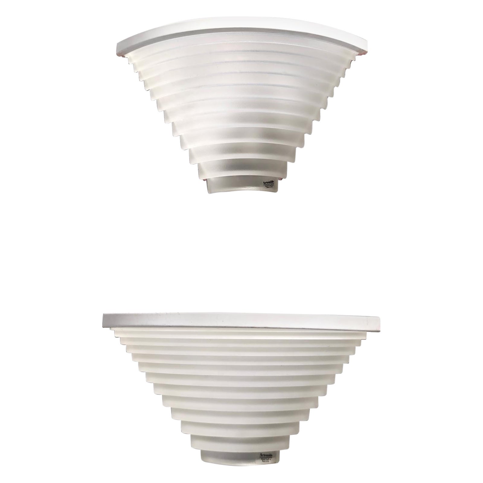 Coppia di lampade angolari postmoderne Egisto di Angelo Mangiarotti per Artemide