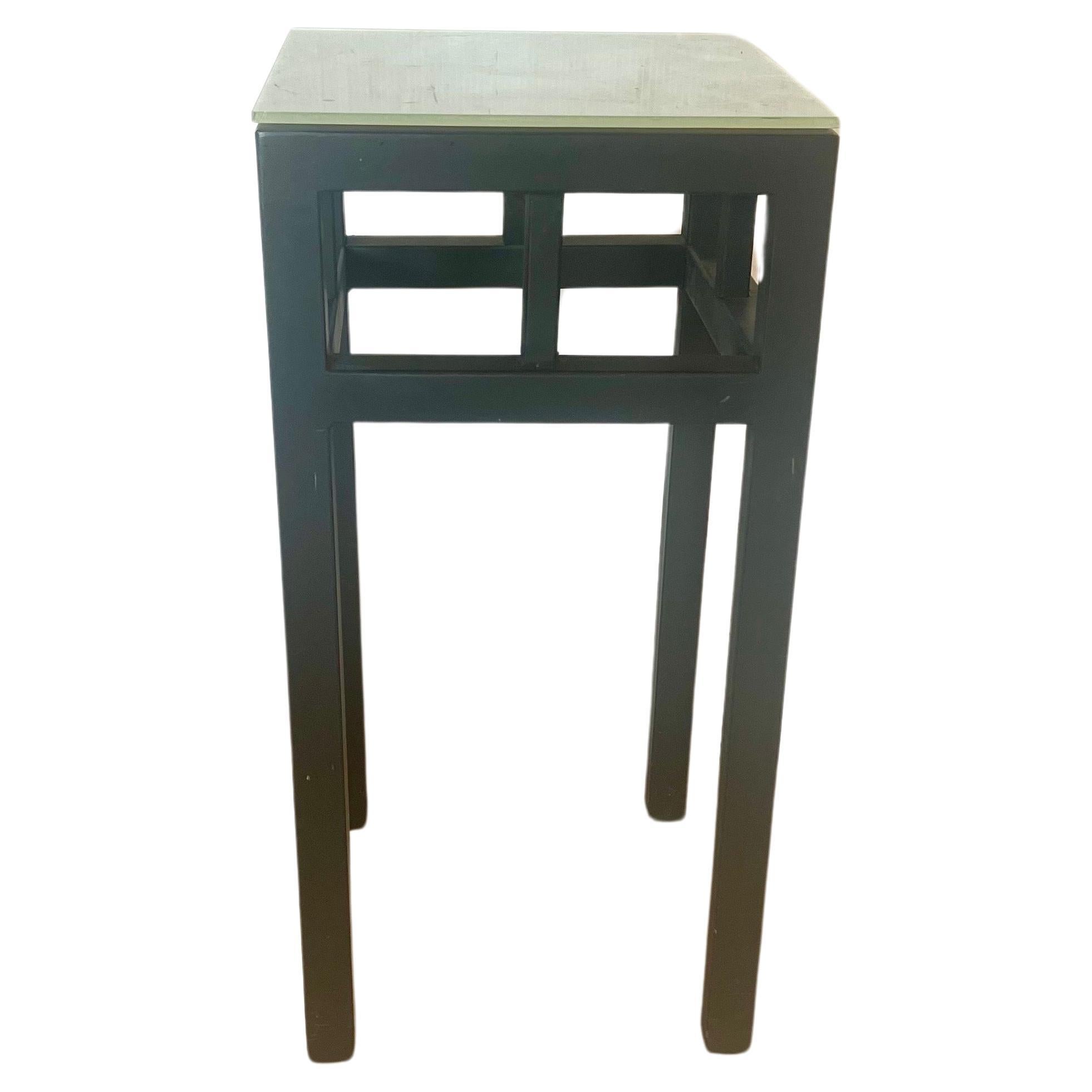 20th Century Pair of Postmodern Enameled Steel & Frosted Glass Top Small Tall Tables For Sale
