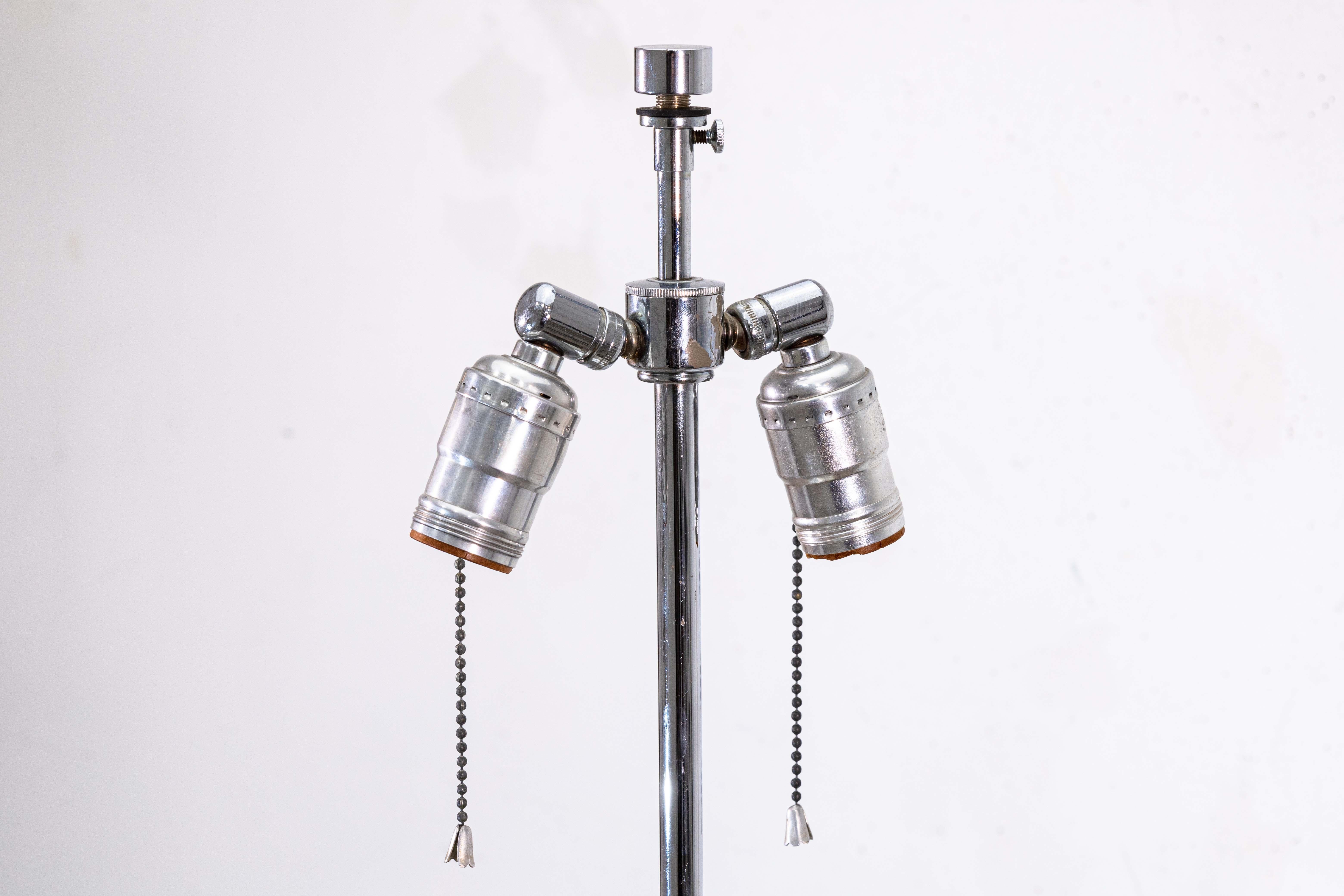 Pair of Postmodern Height Adjustable Mirrored Chrome Sonneman Floor Lamps siglo XX en venta