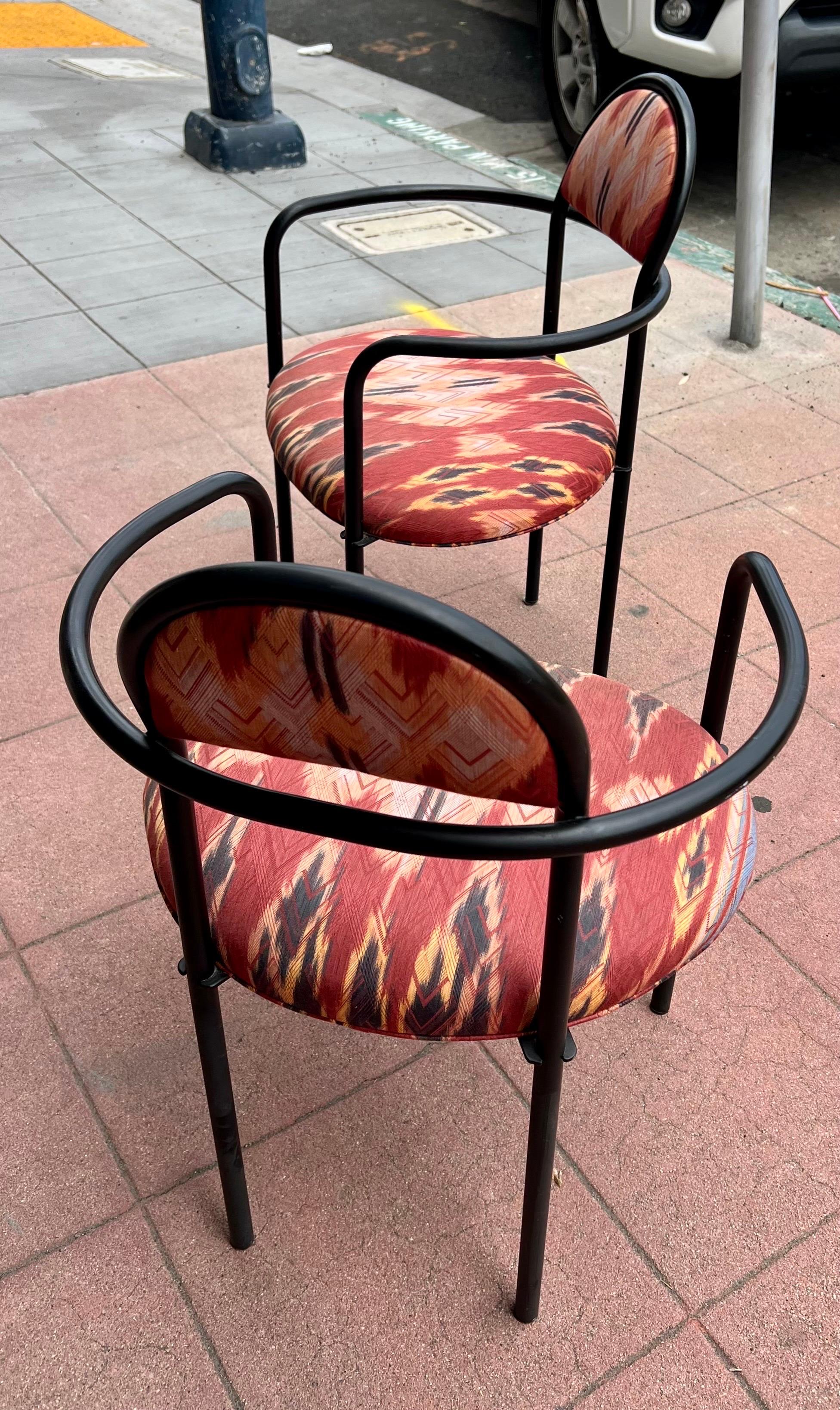 Pair of Postmodern Italian Armchairs with Donghia Fabric In Good Condition In San Diego, CA