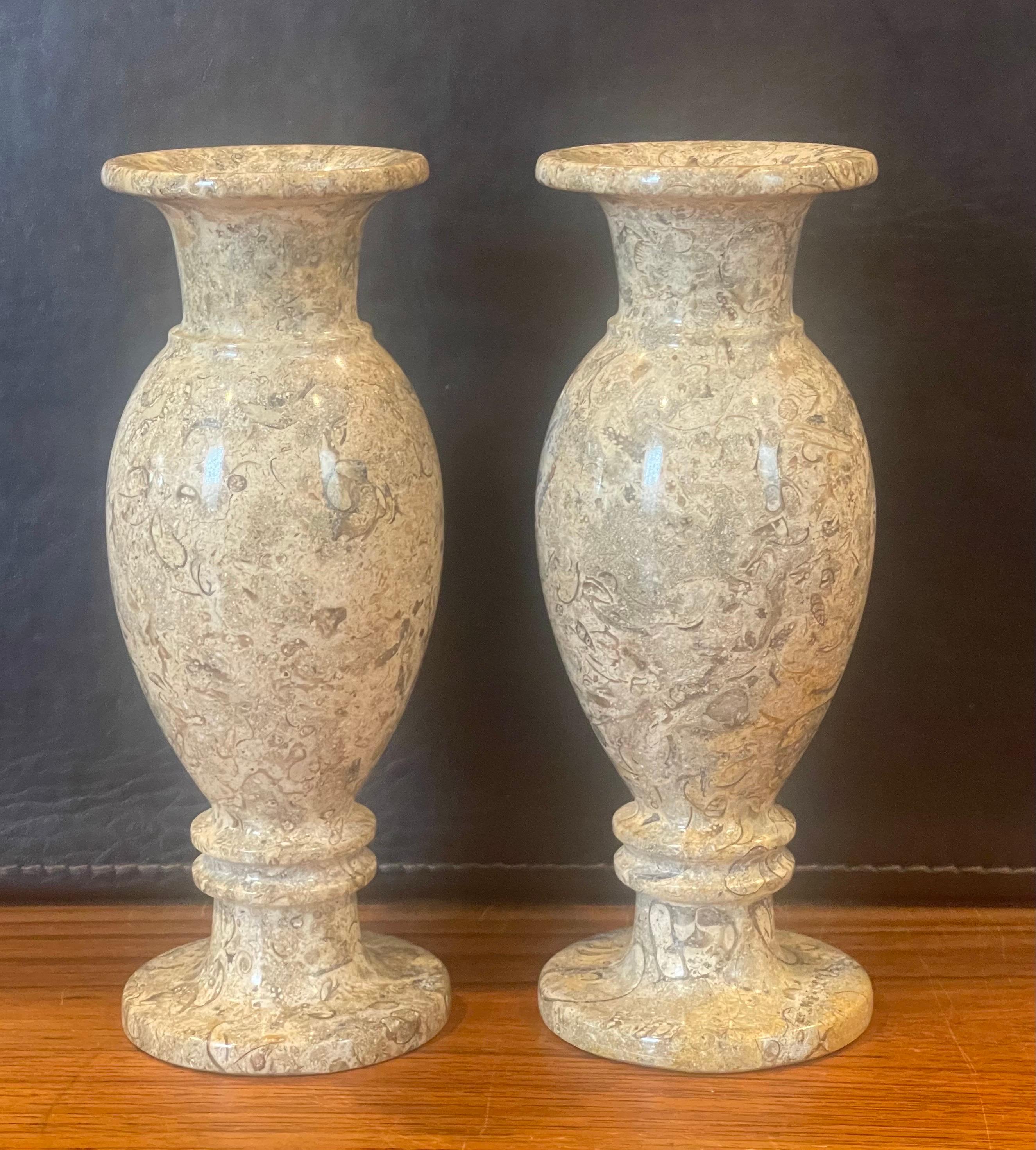 20th Century Pair of Postmodern Italian Marble Vases For Sale