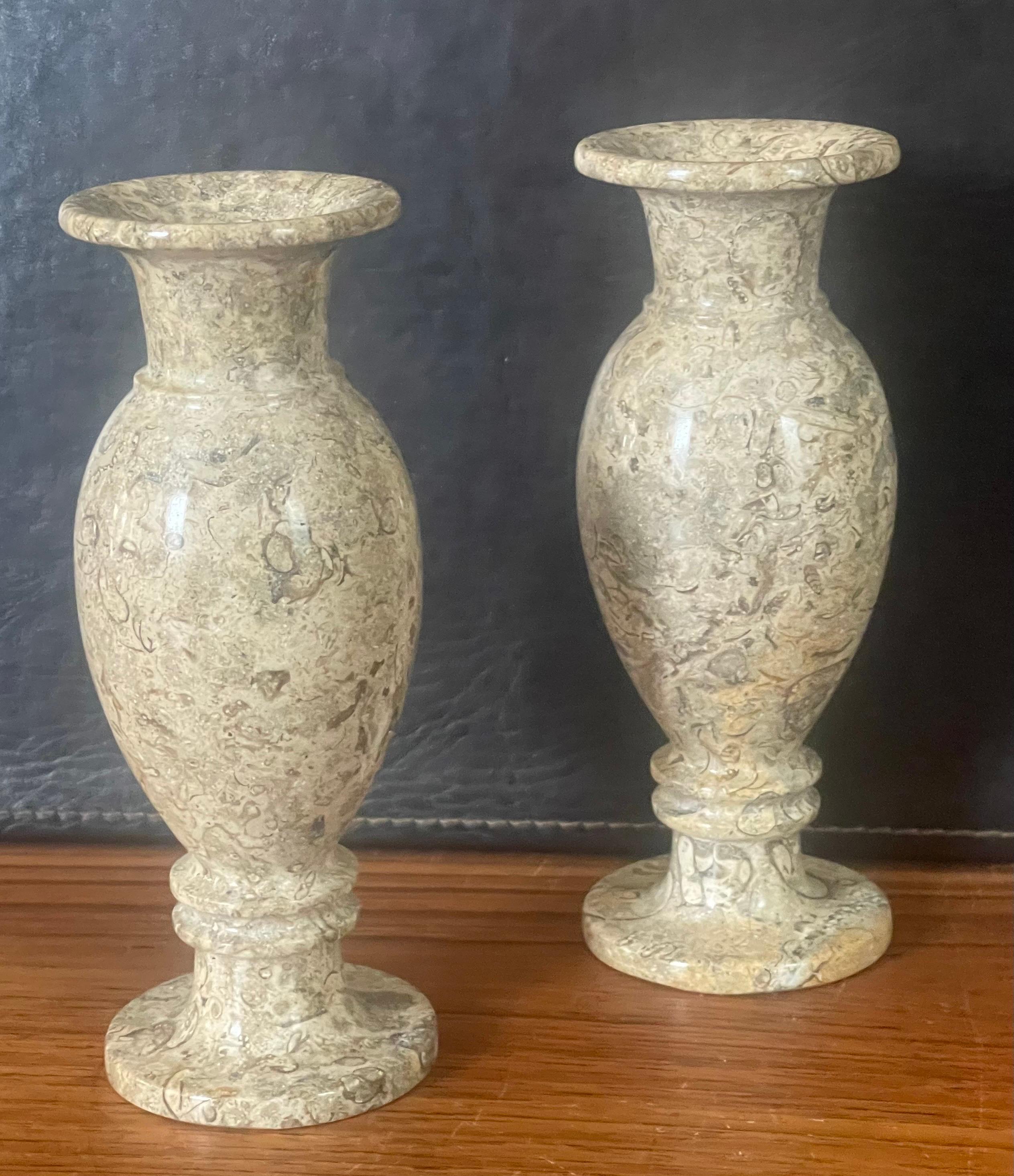 Pair of Postmodern Italian Marble Vases For Sale 3