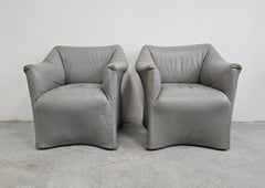 Pair of Postmodern Leather Armchairs "Tentazione" by Mario Bellini for Cassina