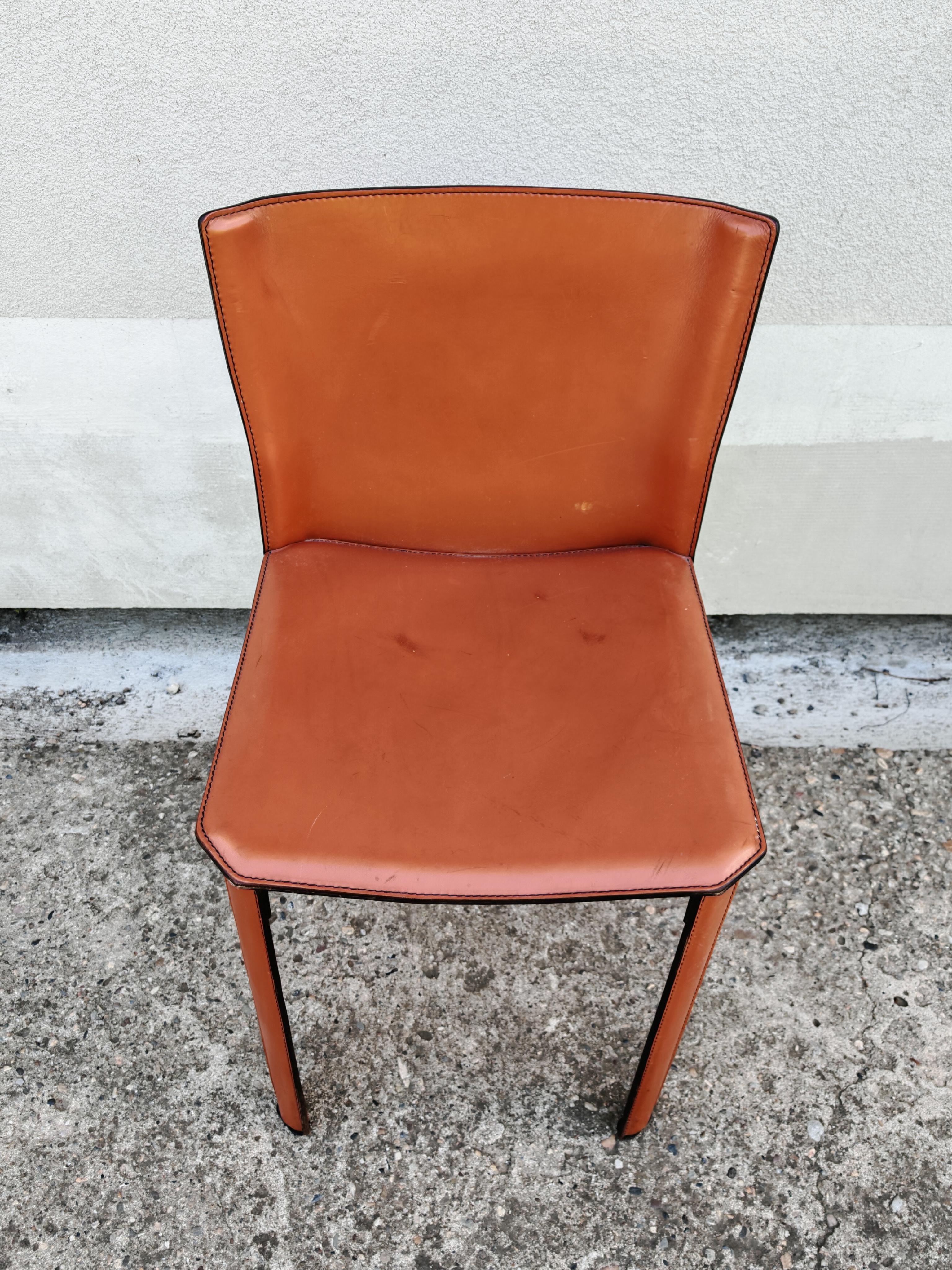 Ein Paar postmoderne Lederstühle von Giancarlo Vegni für Fasem, Italien 1984 im Angebot 7