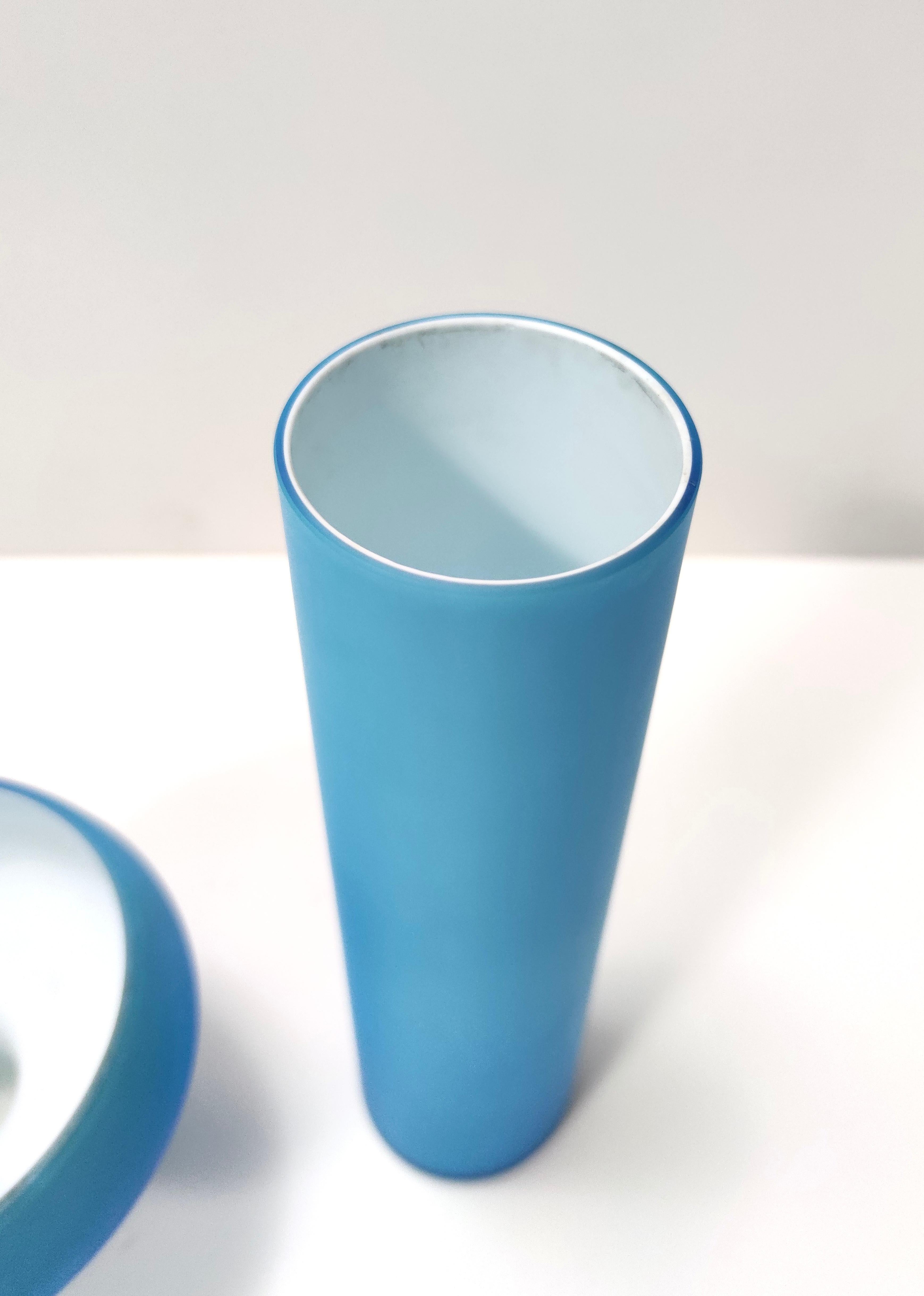 Post-Modern Pair of Postmodern Cyan Murano Cased Glass Vases by Carlo Moretti, Italy For Sale