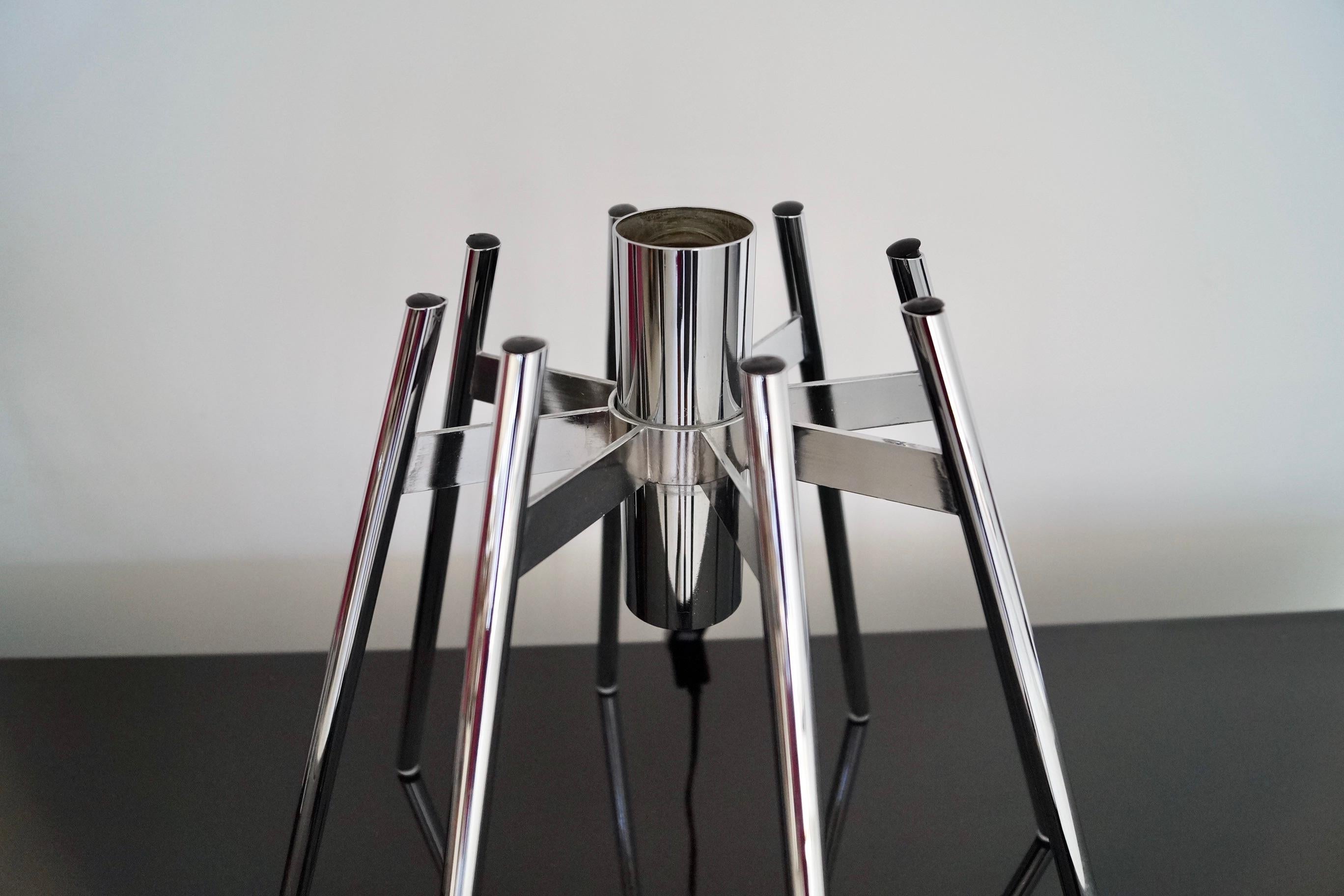 Pair of Postmodern Shiro Kuramata Style Art Glass & Chrome Table Lamps For Sale 9