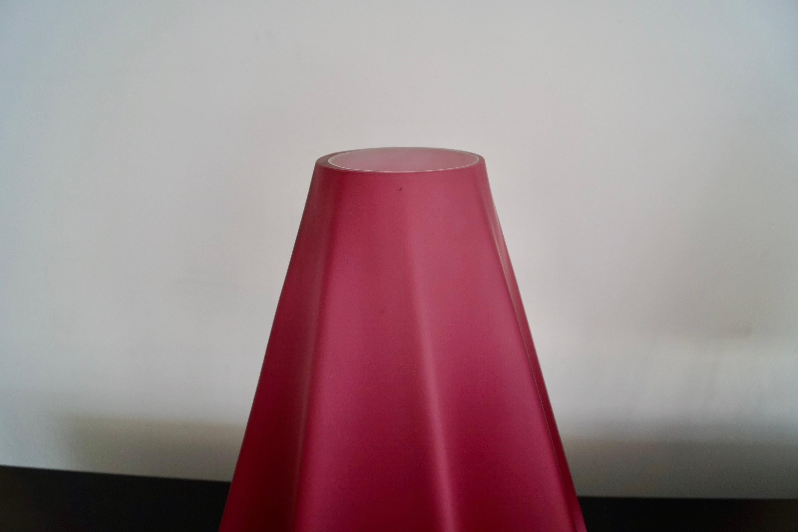 Pair of Postmodern Shiro Kuramata Style Art Glass & Chrome Table Lamps For Sale 1