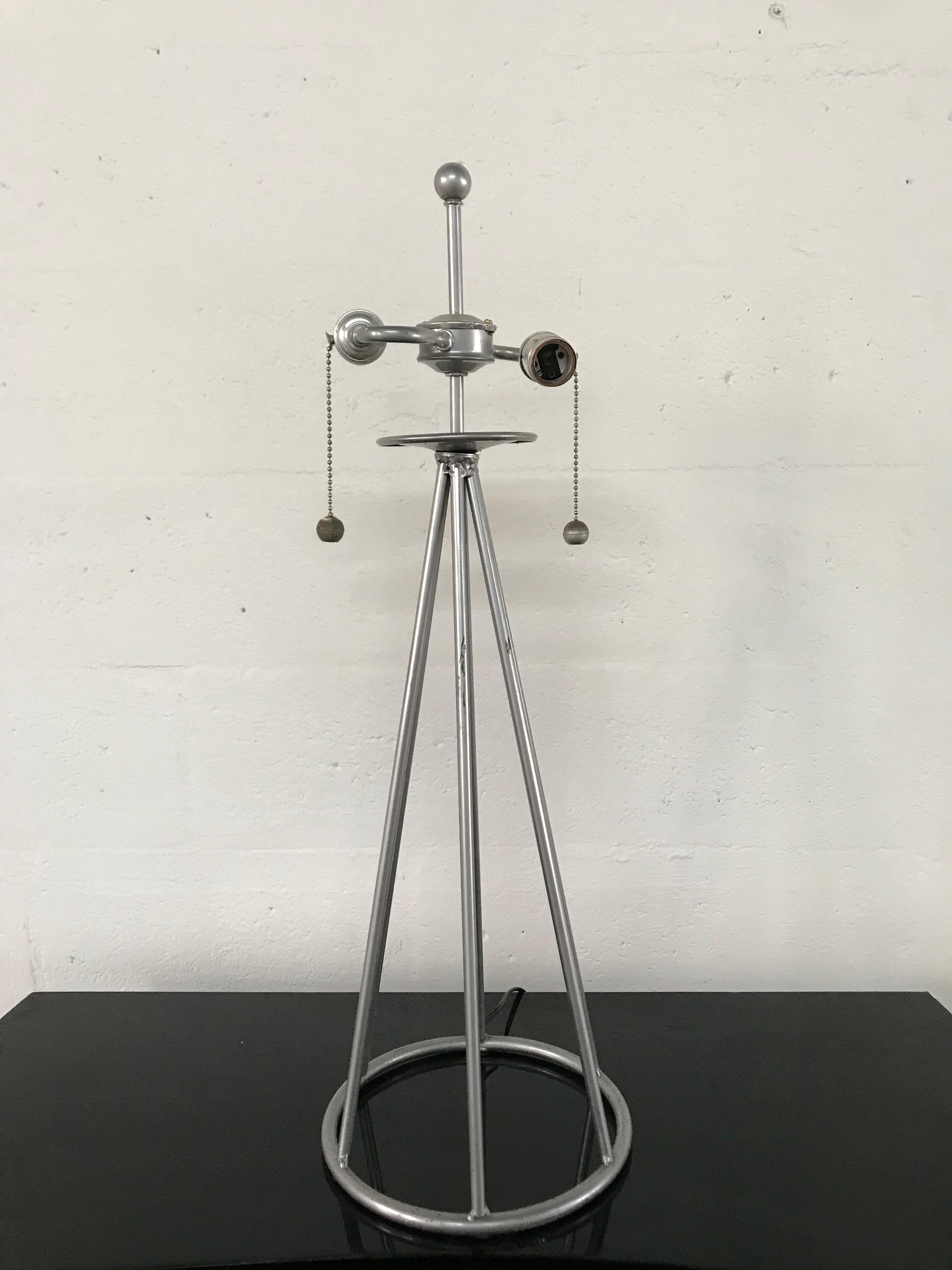 Powder-Coated Pair of Postmodern Steel Frame Lamps For Sale