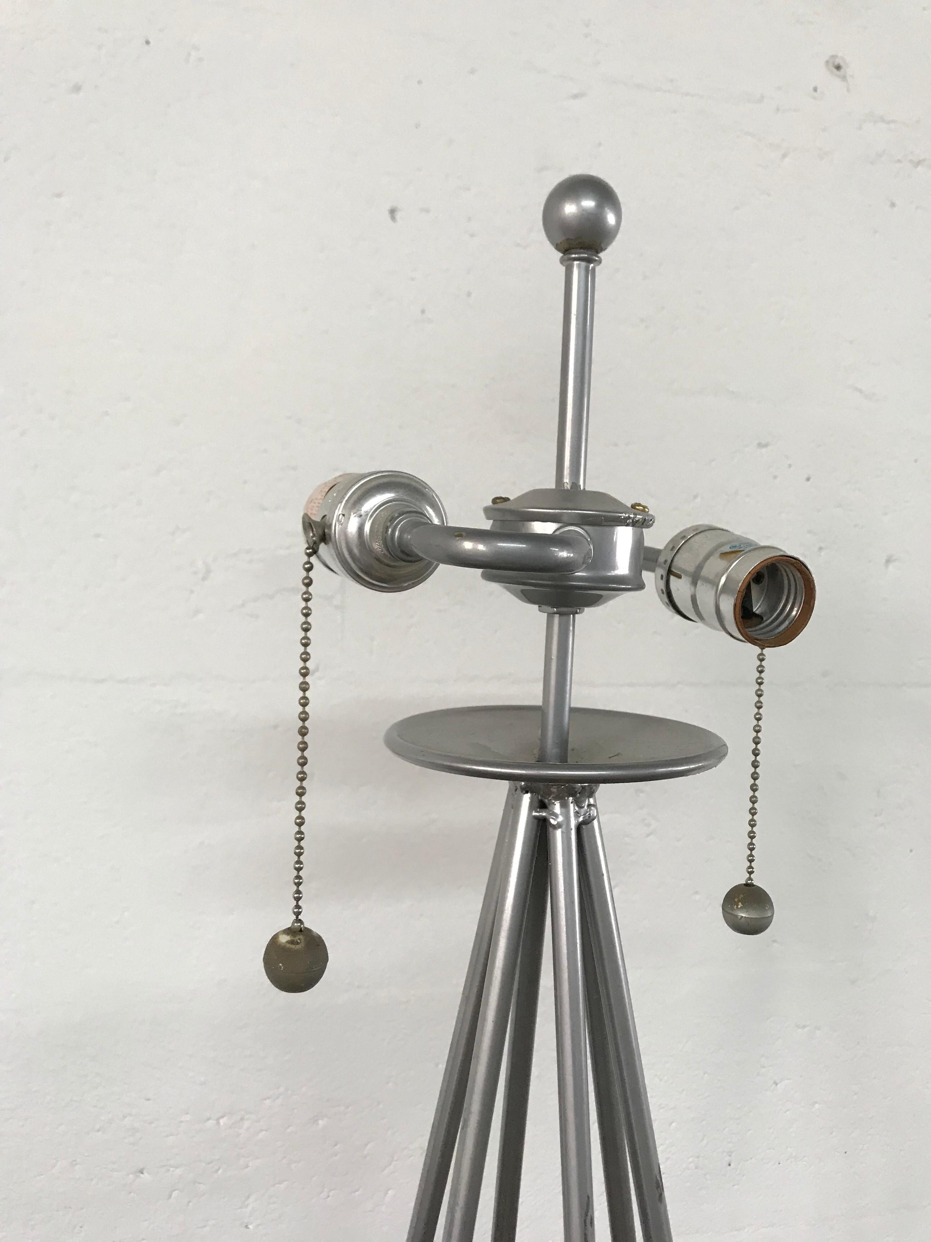 Pair of Postmodern Steel Frame Lamps In Good Condition For Sale In Miami, FL