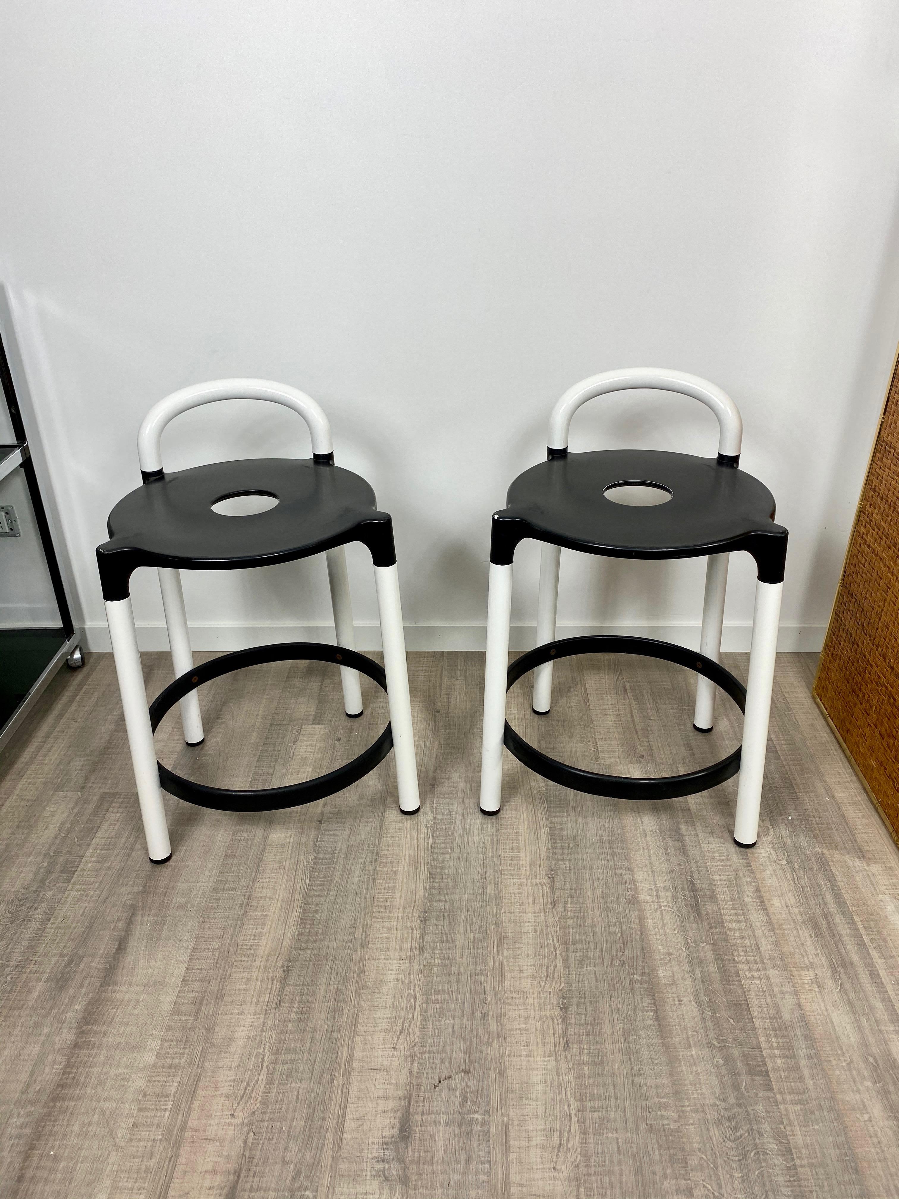 20th Century Pair of Postmodern Stools by Anna Casatelli Ferrieri for Kartell, Italy, 1980s For Sale