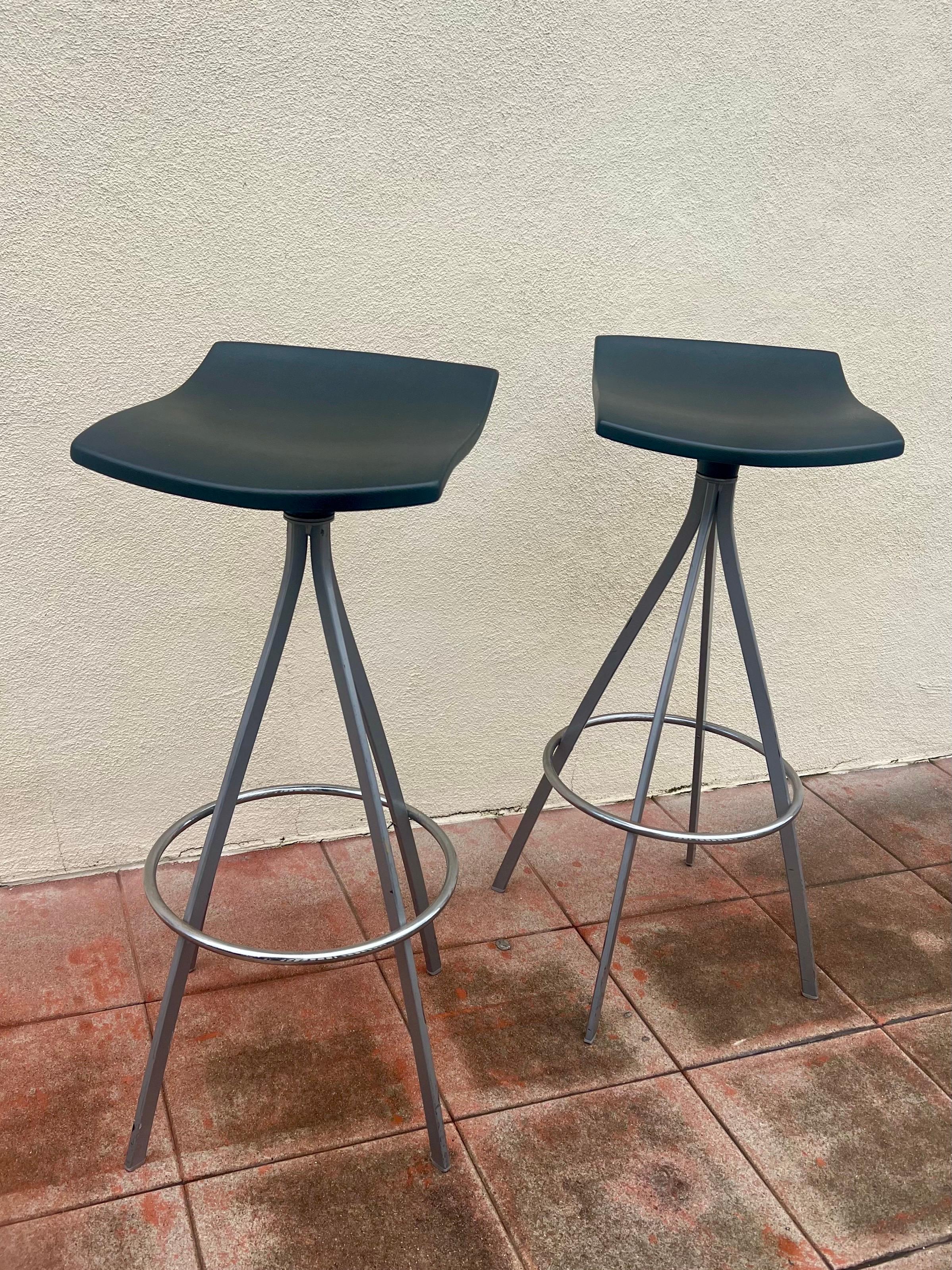 Post-Modern Pair of Postmodern stools Designed by Jorge Pensi for Mobles 114 Barcelona For Sale