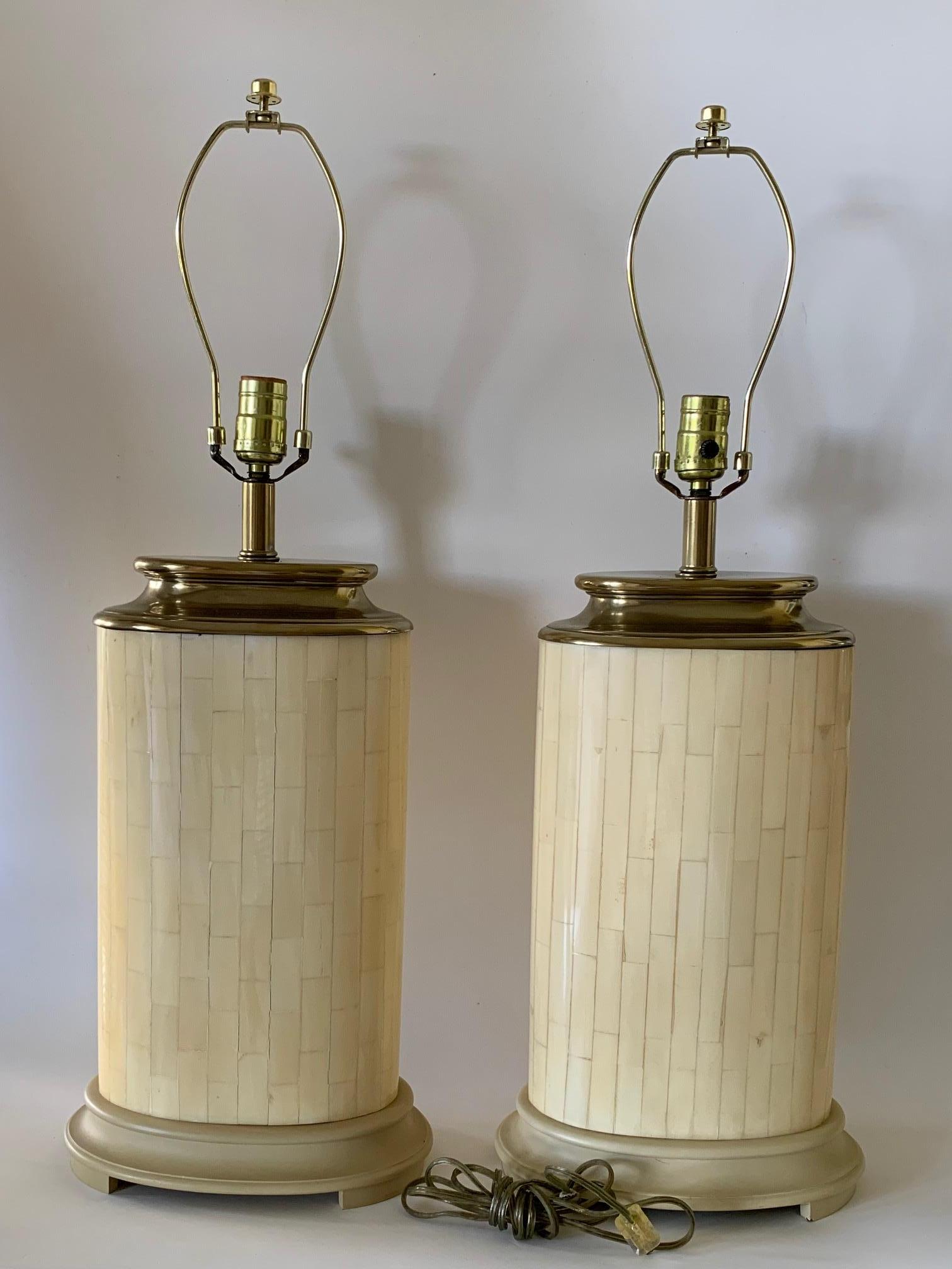 Pair of Postmodern Tessellated Bone Table Lamps   For Sale 4