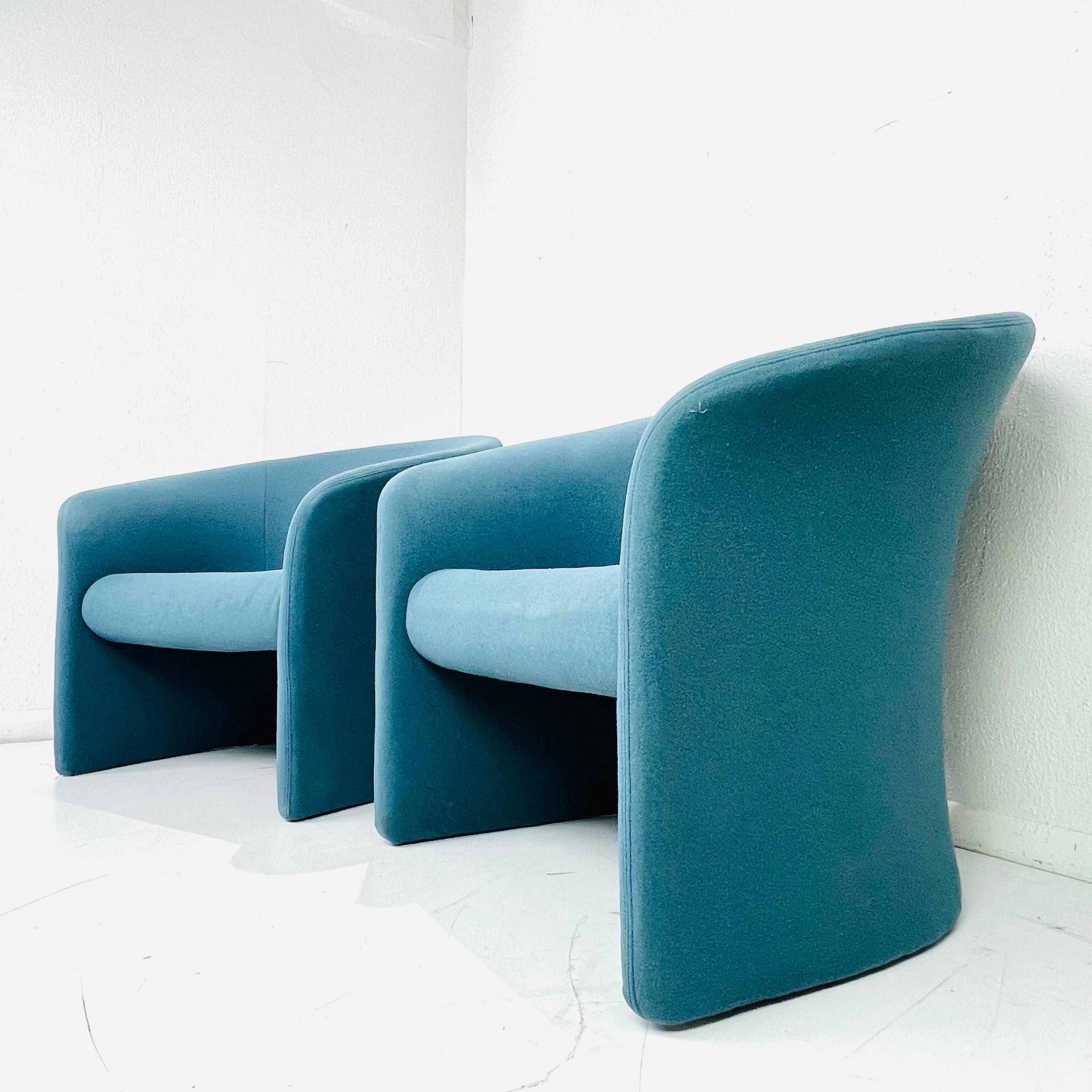Postmoderne Wannenstühle von Massimo Vignelli, Paar im Angebot 14