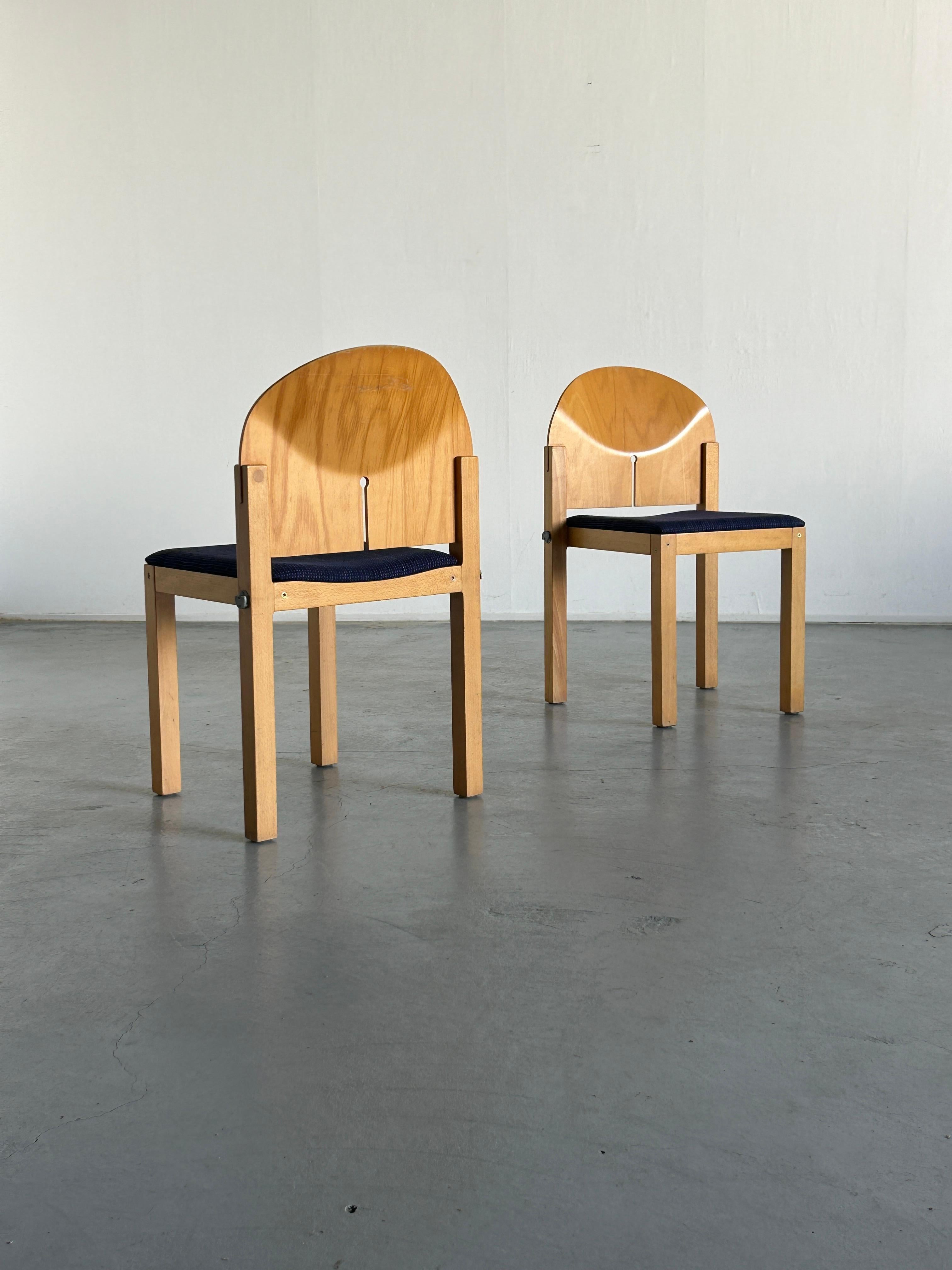 Pair of Postmodern Wooden Stackable Dining Chairs by Arno Votteler, Germany 1980 In Good Condition In Zagreb, HR