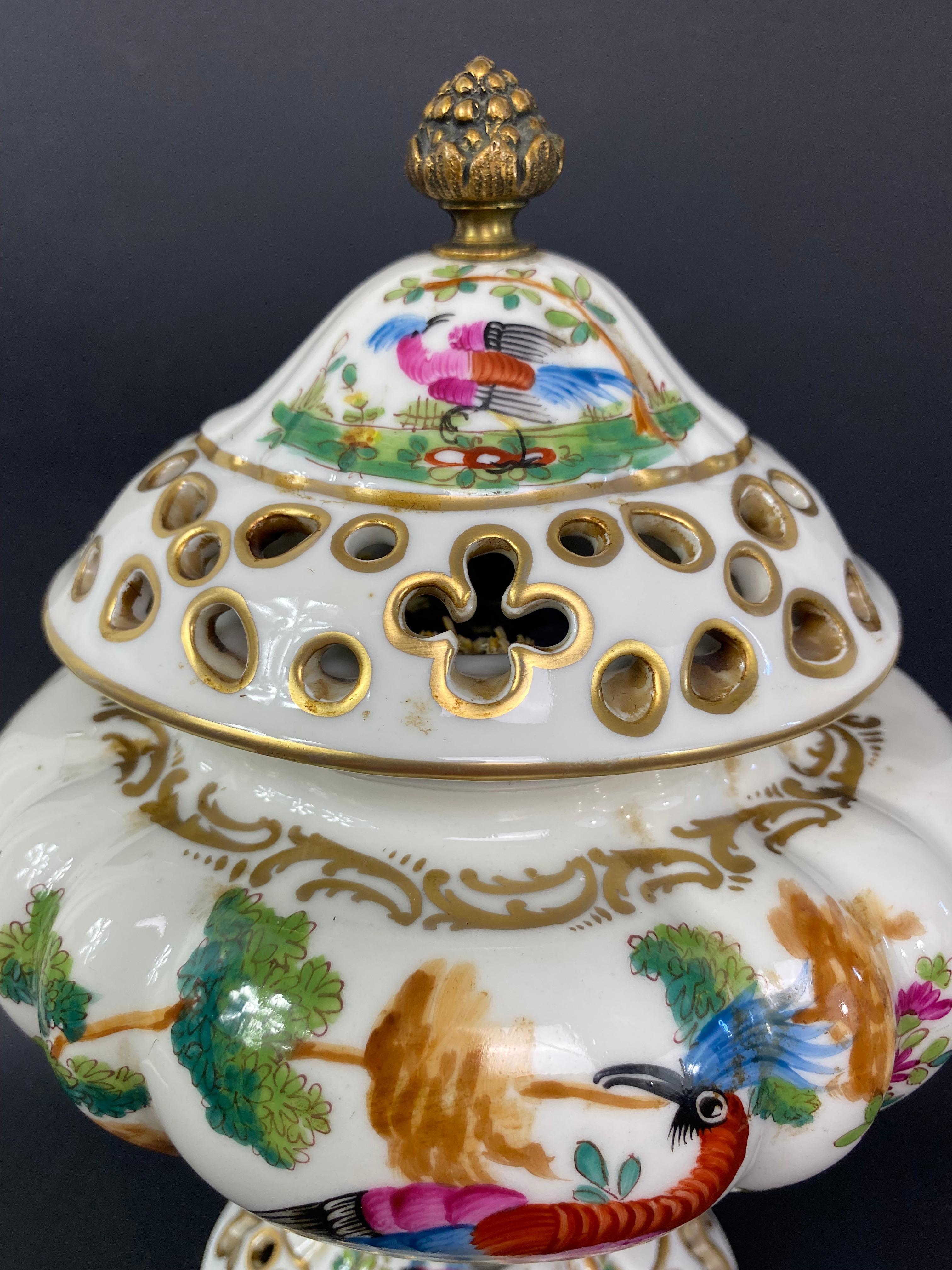 Pair of Pot Pourris - Perfume Burner - Decorative Dases Saxony Porcelain - XXth For Sale 5