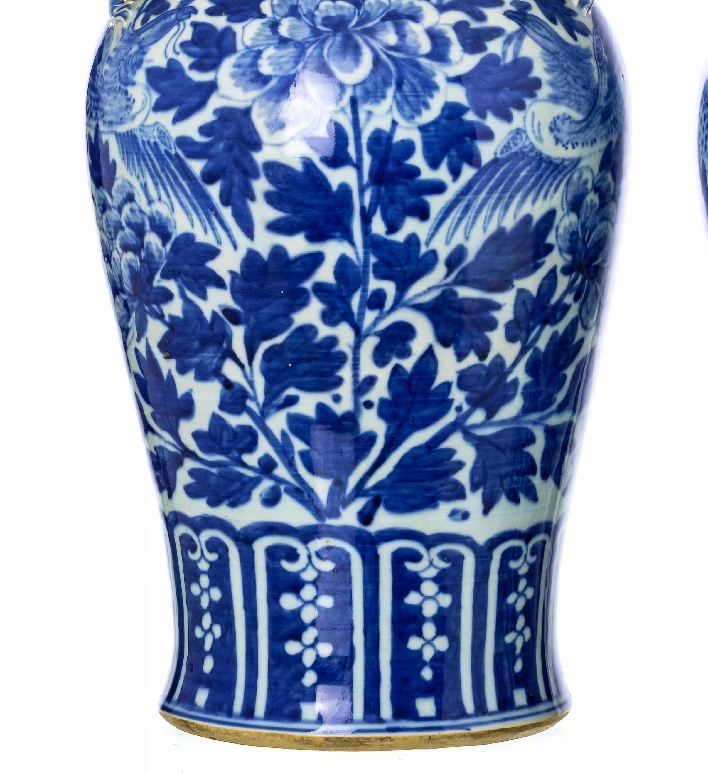 Pair of pot with lid.

Porcelain from China, 19th century.
blue decoration with plant motifs, birds and dragons in relief. Lid handles with foo dogs.
Dec. height: 52 cm
Good conditions.