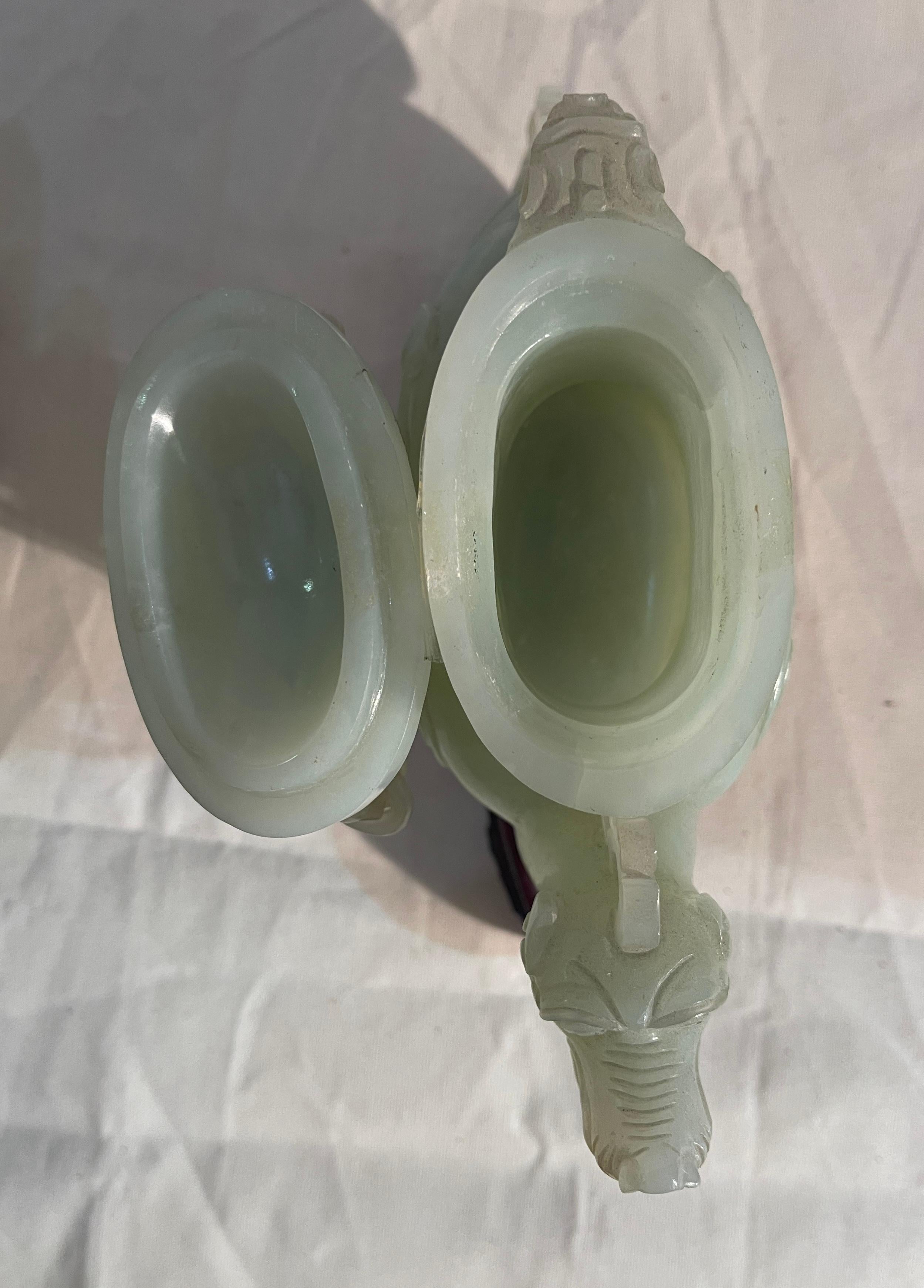 Pair of potiche vases, jade, Dragon and Rooster, 19th century For Sale 1