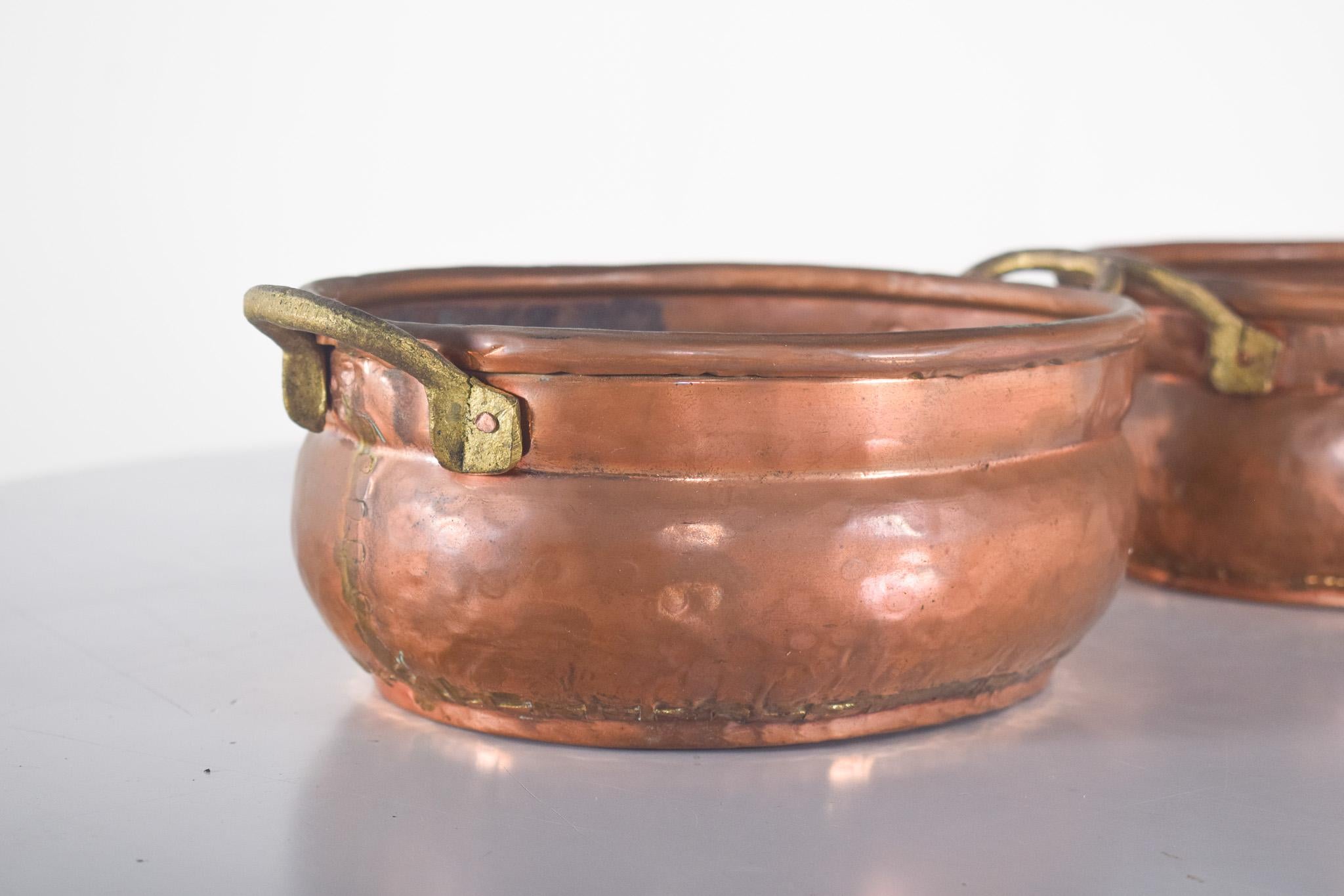 Pair of Pots with Two Handles in Copper In Fair Condition For Sale In Lisboa, Lisboa