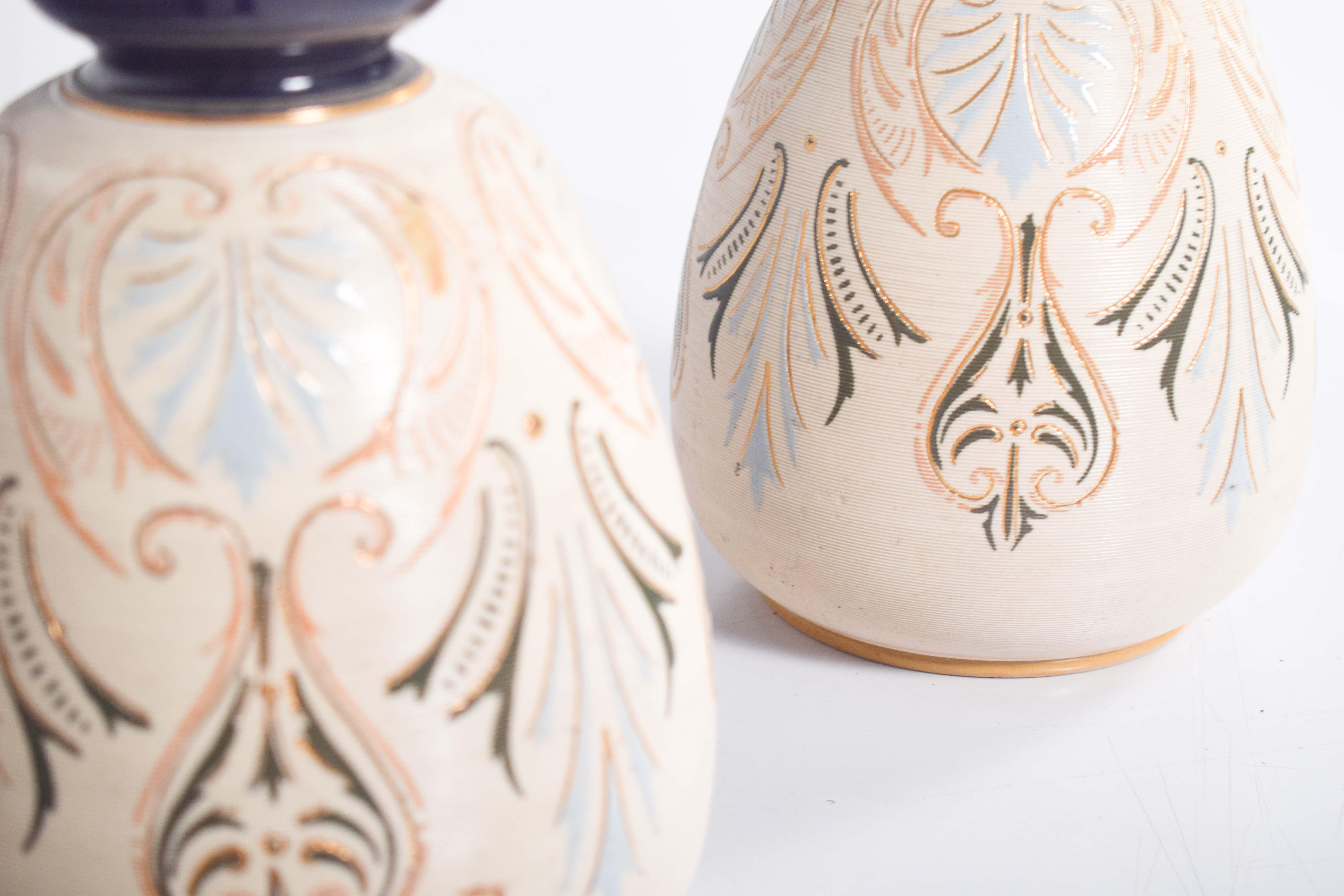 Paire de vases bulbeux de couleur crème Bon état - En vente à Lisboa, Lisboa